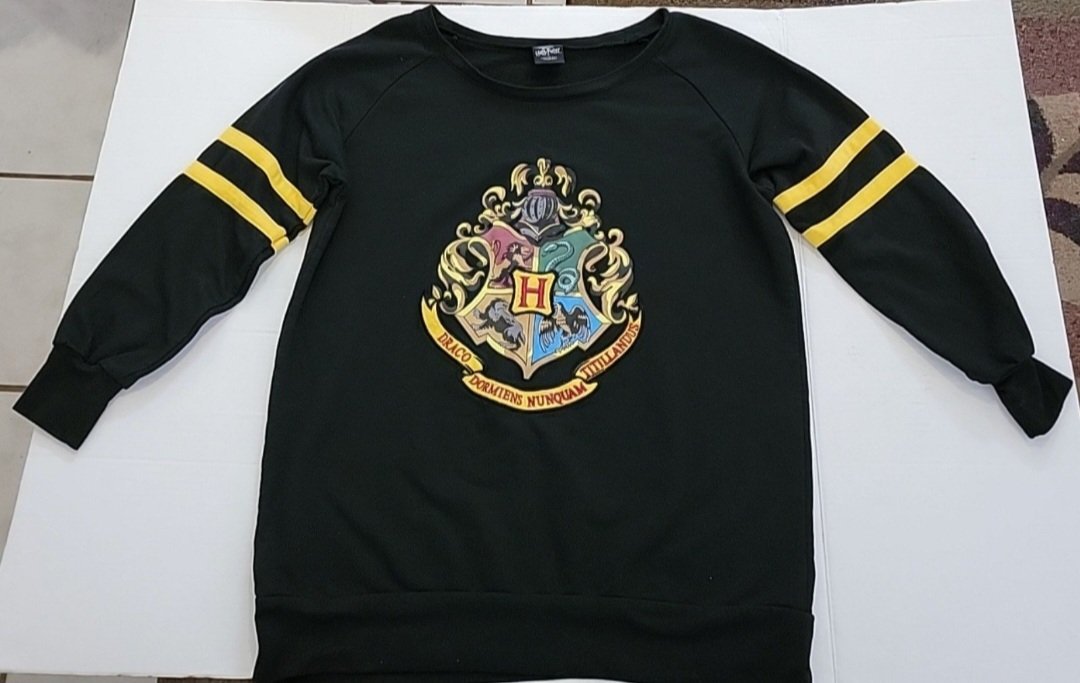Harry Potter Universal Studios Womens Shirt Size Small Embroidered 3/4 Sleeve - Shirts - ThrowbackBuys - Amanda's Awesome Finds