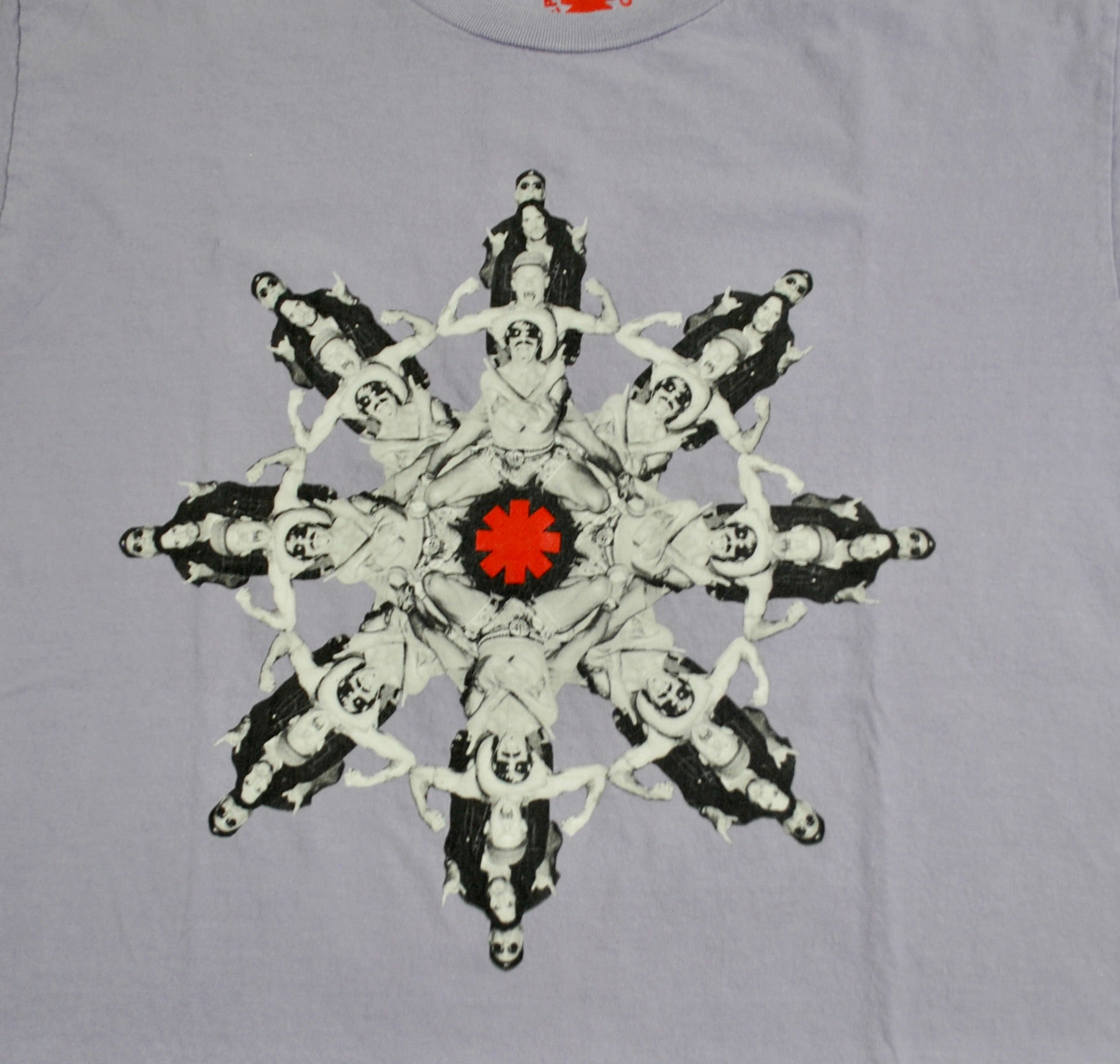 2000s - Red Hot Chili Peppers: Unisex Tour Shirt - Medium