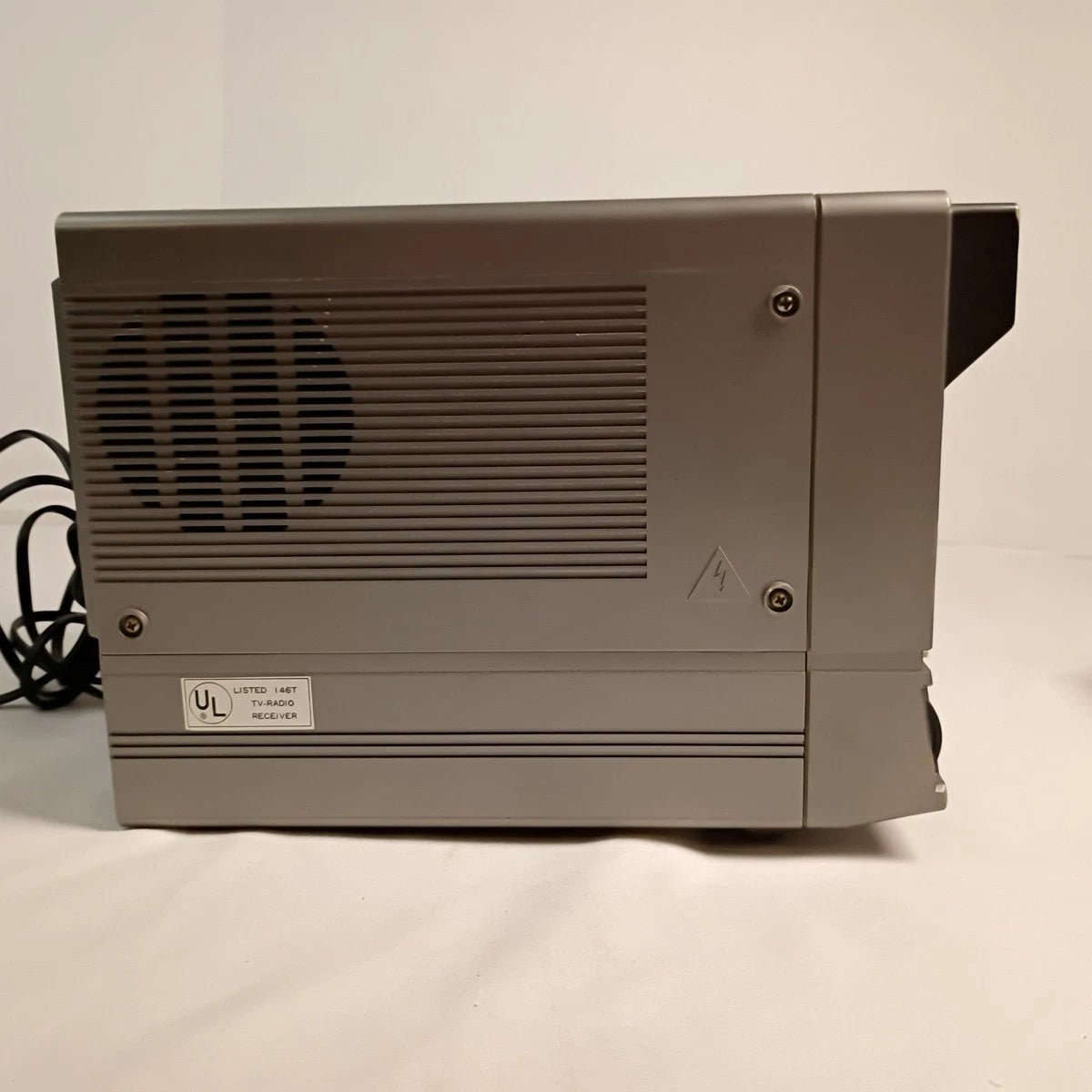 1985 – Sears SR3000 5” B&W CRT TV + AM/FM Radio - Portable Video - ThrowbackBuys - ResellerDoor