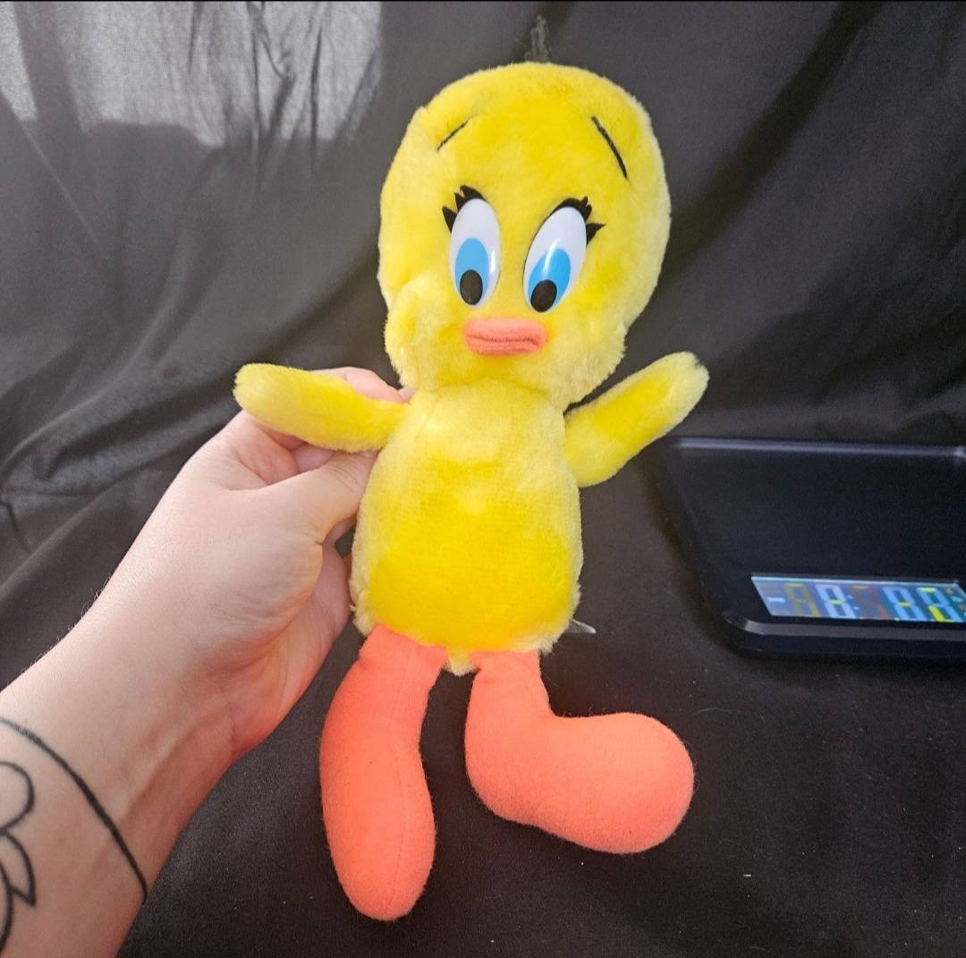 1989 Warner Bros Tweety Bird Plush 11" Stuffed Animal - Plushies - ThrowbackBuys - Cloy's Creativity