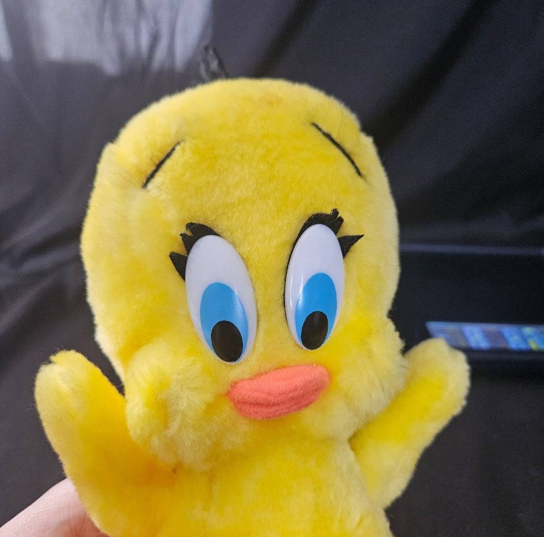 1989 Warner Bros Tweety Bird Plush 11" Stuffed Animal - Plushies - ThrowbackBuys - Cloy's Creativity