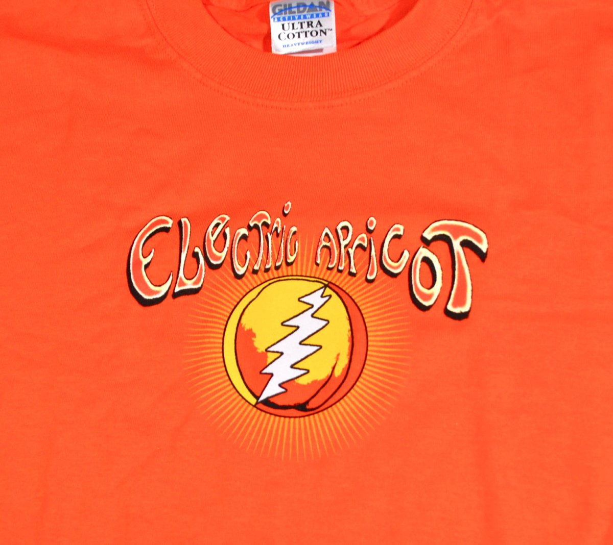 1990s - Electric Apricot Movie Shirt - Small - T-Shirts - ThrowbackBuys -Yesterday's Attic