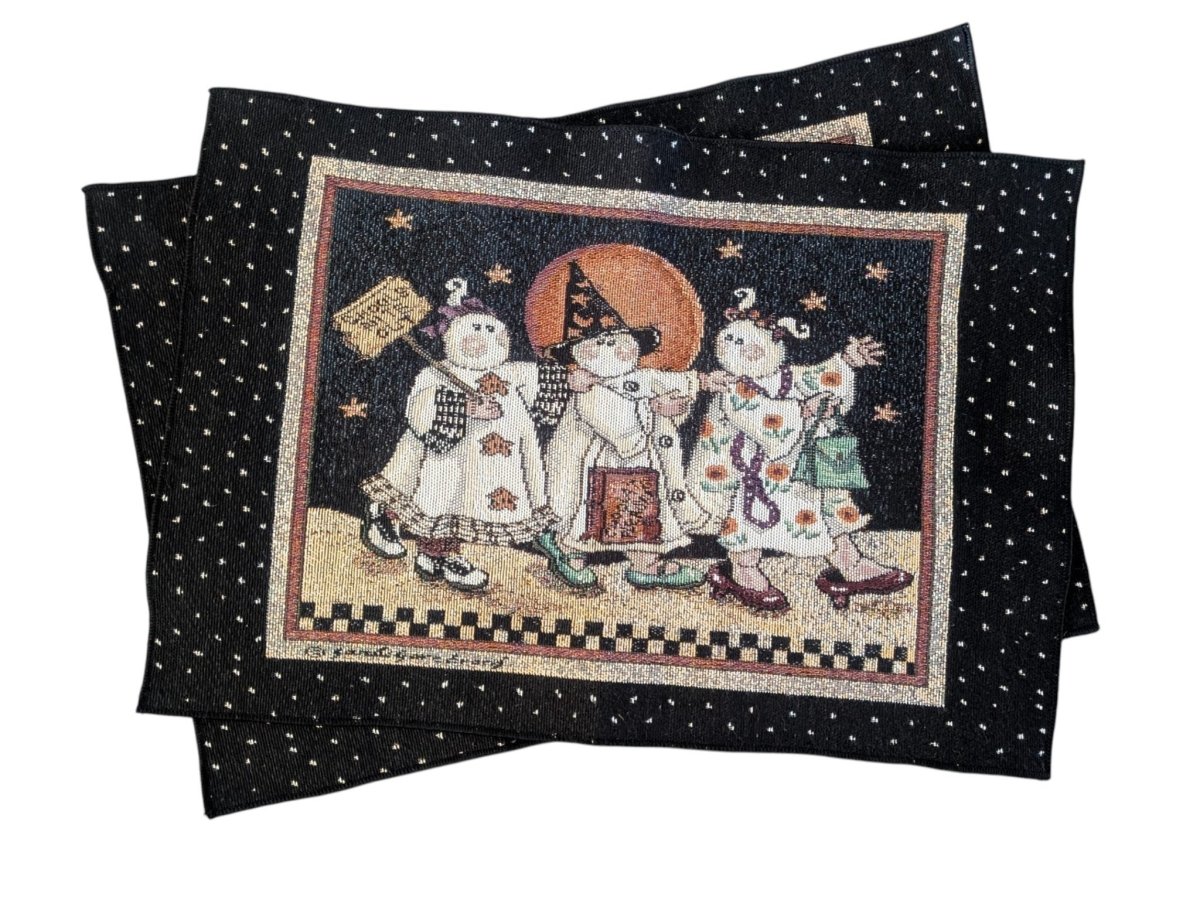 1990s 'Ghouls Night Out' Embroidered Daisy Kingdom Table Placemats - Decor - ThrowbackBuys -Shiznit