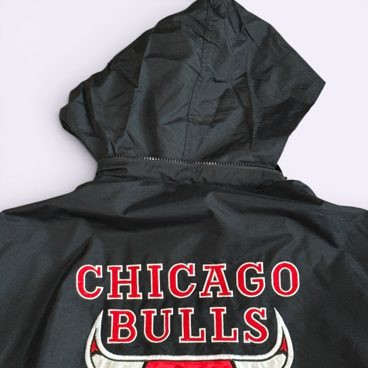 1990s - Starter: Chicago Bulls Quarter-Zip Pullover Windbreaker, Pro Line Authentics, Made in Korea - Jackets - ThrowbackBuys -Only90sKidsKnow