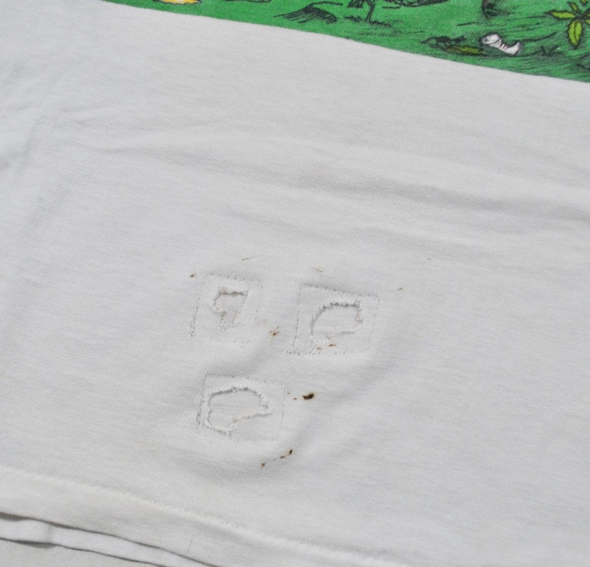1990s - Universal: Jurassic Park The Stoned Age Tour Shirt - Large - T-Shirts - ThrowbackBuys -Yesterday's Attic