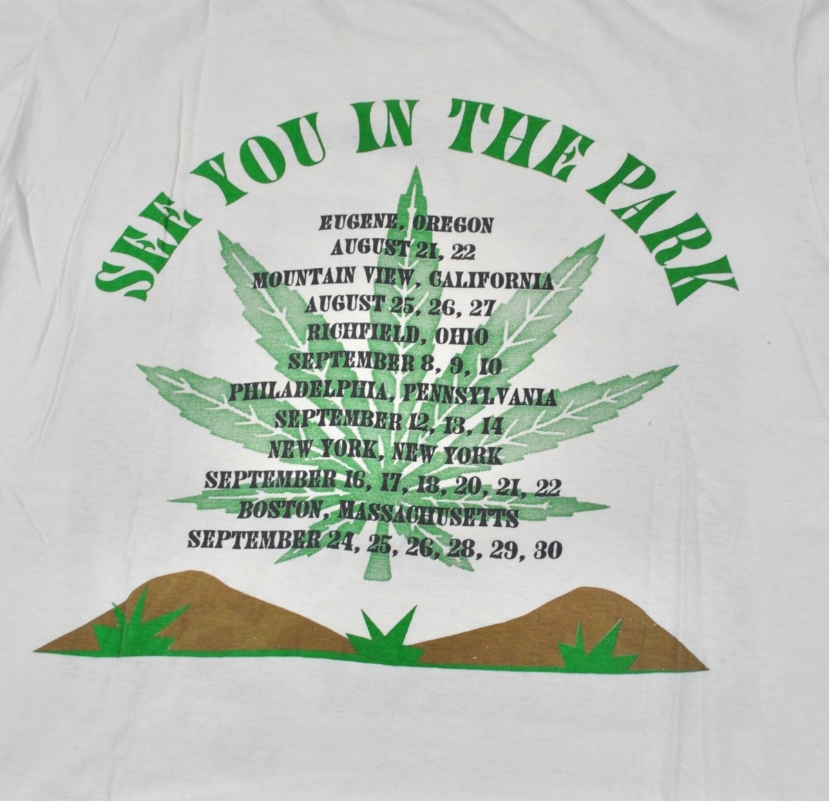 1990s - Universal: Jurassic Park The Stoned Age Tour Shirt - Large - T-Shirts - ThrowbackBuys -Yesterday's Attic