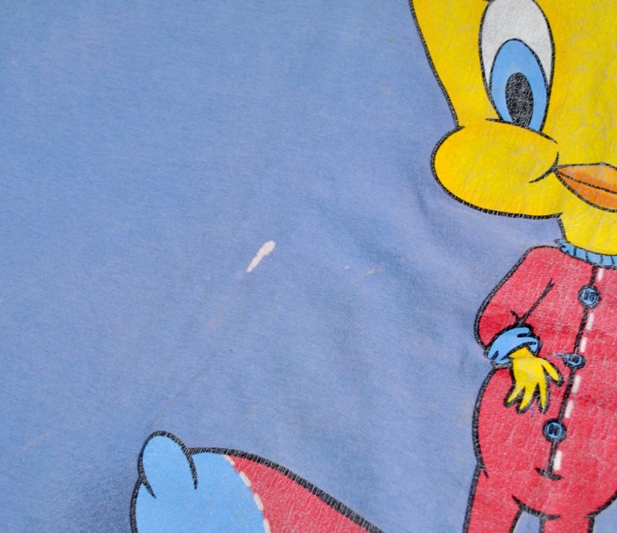 1990s - Warner Bros: Tweety Bird Looney Tunes T-Shirt - Unisex XL - T-Shirts - ThrowbackBuys -Yesterday's Attic