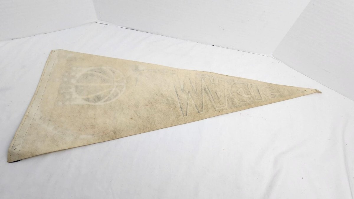 1994 - Trench MFG NBA Orlando Magic Season Pennant - Sports Memorabilia - ThrowbackBuys - ResellerDoor