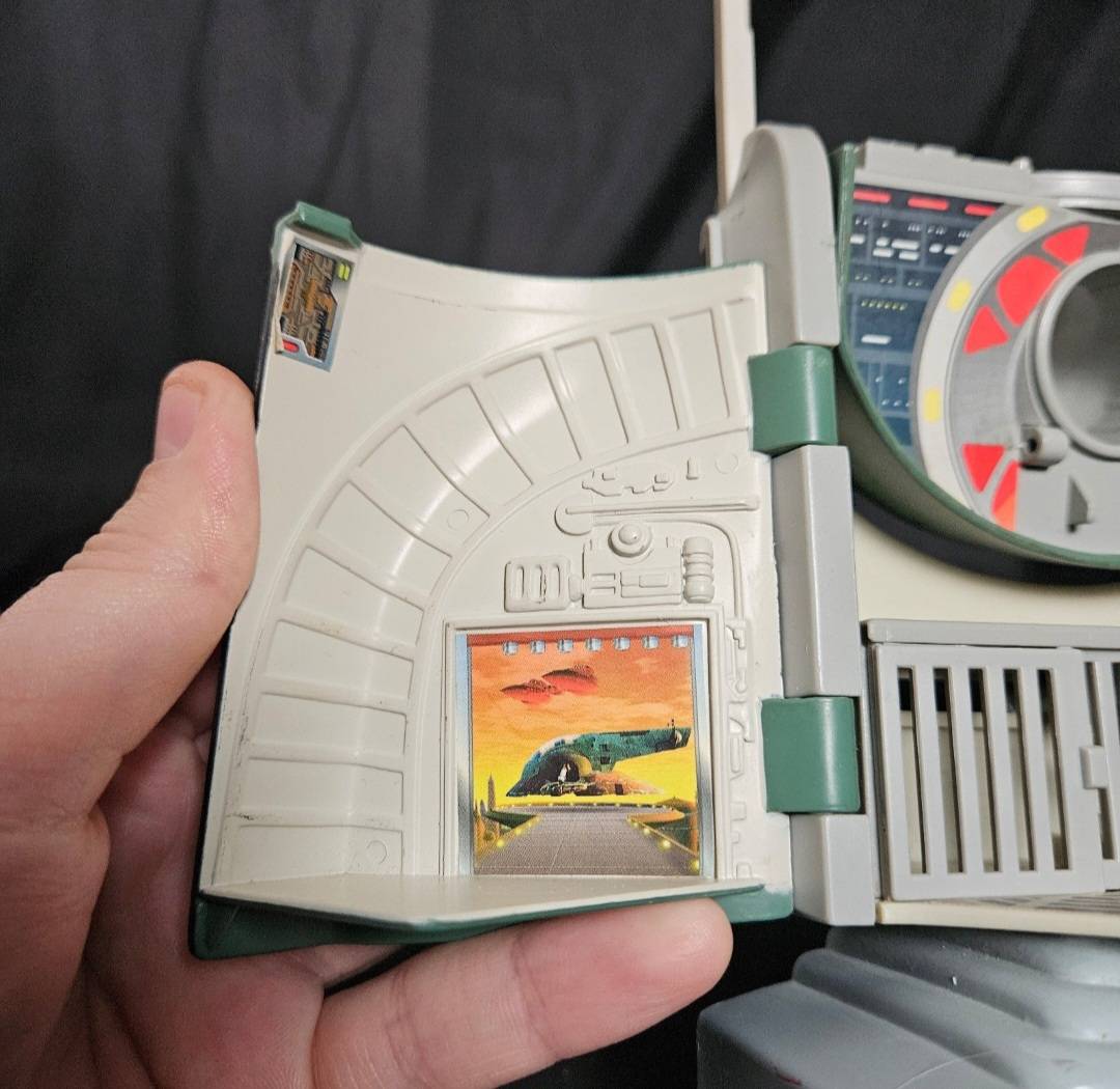 1996 Galoob Micro Machine Star Wars Boba Fett, Head Cloud City Playset - Action Figures & Collectibles - ThrowbackBuys - Cloy's Creativity