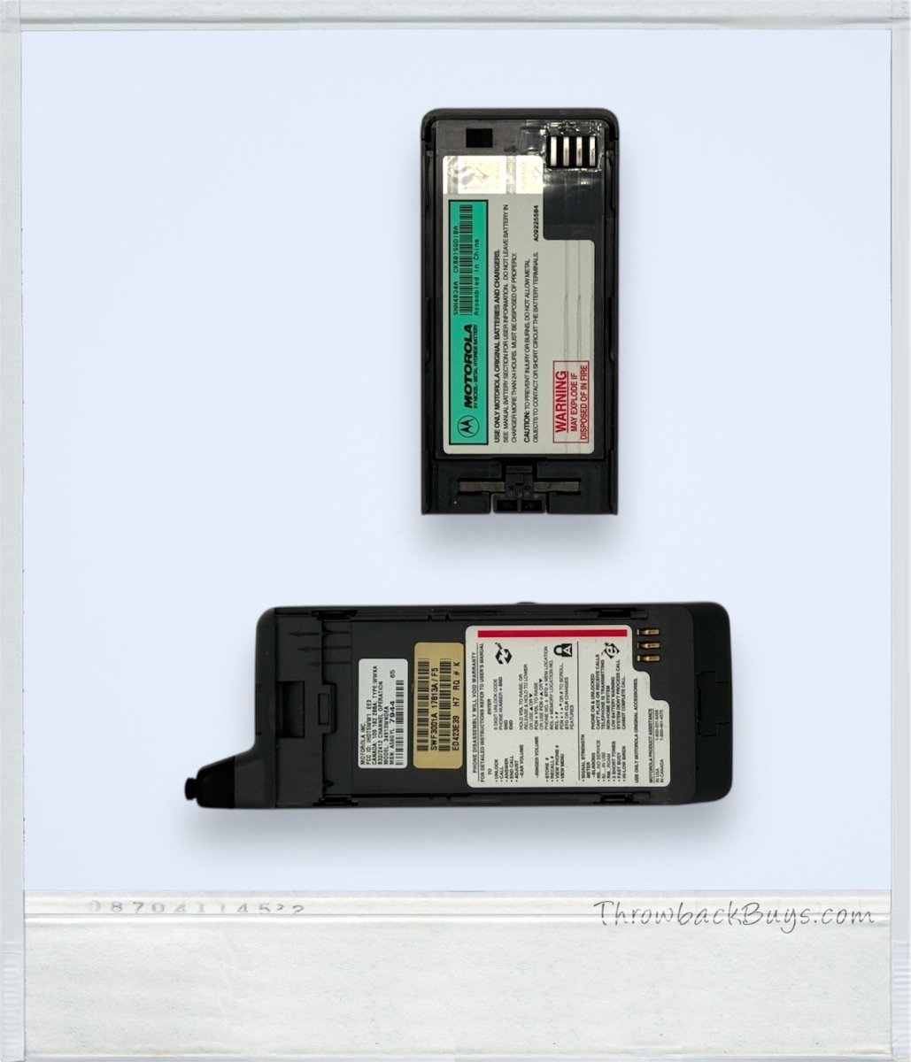 1996 – Motorola MicroTAC 650 Flip Phone - RARE - Cellphone - ThrowbackBuys - ThrowbackBuys