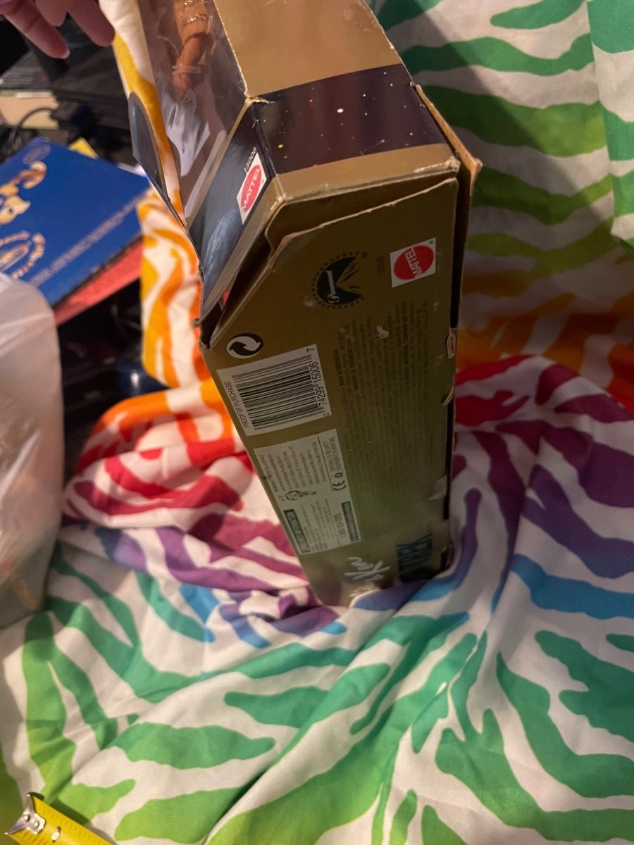 1996 Star Trek Giftset 30th Anniversary Collector's Edition Barbie & Ken Dolls In Box - Action Figures & Collectibles - ThrowbackBuys - Furby Queen