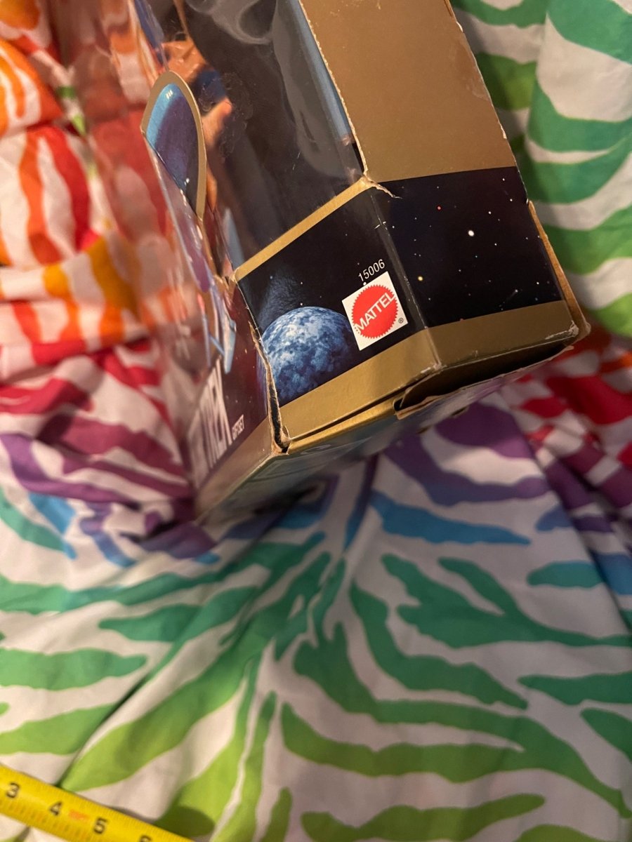 1996 Star Trek Giftset 30th Anniversary Collector's Edition Barbie & Ken Dolls In Box - Action Figures & Collectibles - ThrowbackBuys - Furby Queen