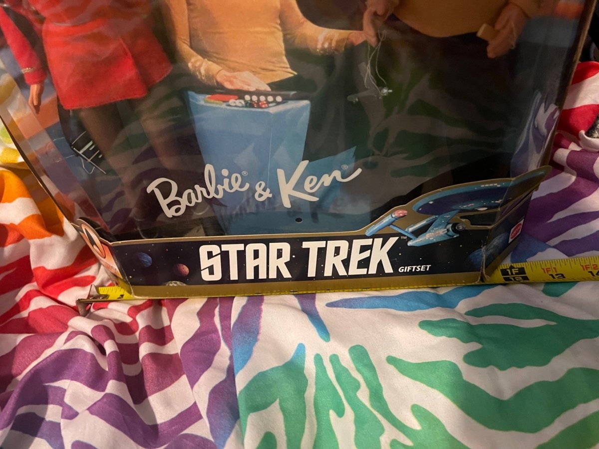 1996 Star Trek Giftset 30th Anniversary Collector's Edition Barbie & Ken Dolls In Box - Action Figures & Collectibles - ThrowbackBuys - Furby Queen