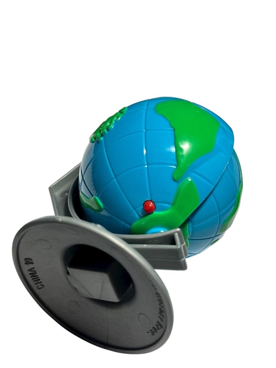 1997 – Wendy's: Pinky and the Brain Globe Kids' Meal Toy - Action Figures & Collectibles - ThrowbackBuys - Abunnysvintageco