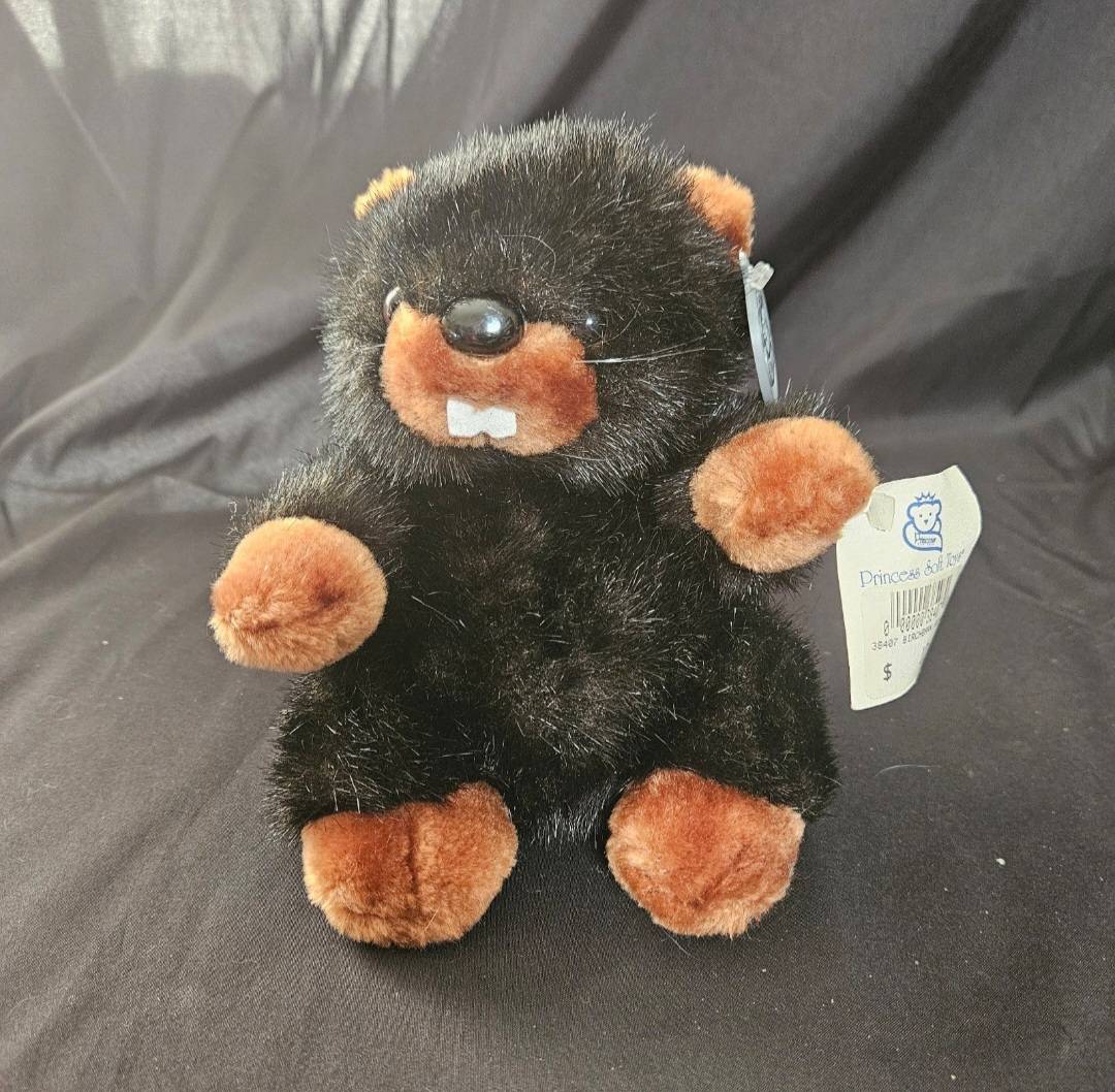 1998 Princess Birchbark Beaver Soft 6" Plush - Plushies - ThrowbackBuys - Cloy's Creativity