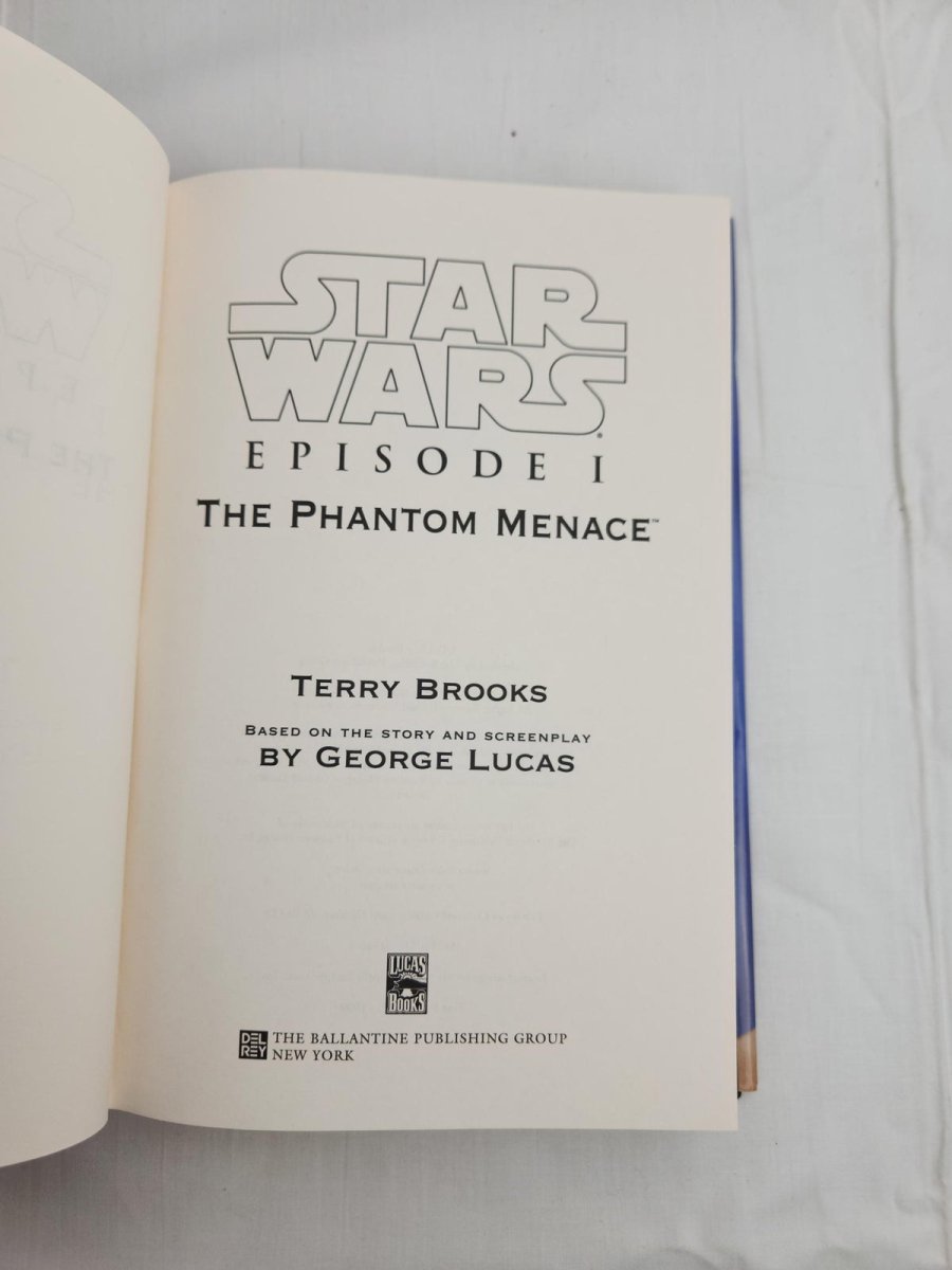 1999 – Star Wars: Episode I – The Phantom Menace by Terry Brooks, Hardcover - Books - ThrowbackBuys - ResellerDoor