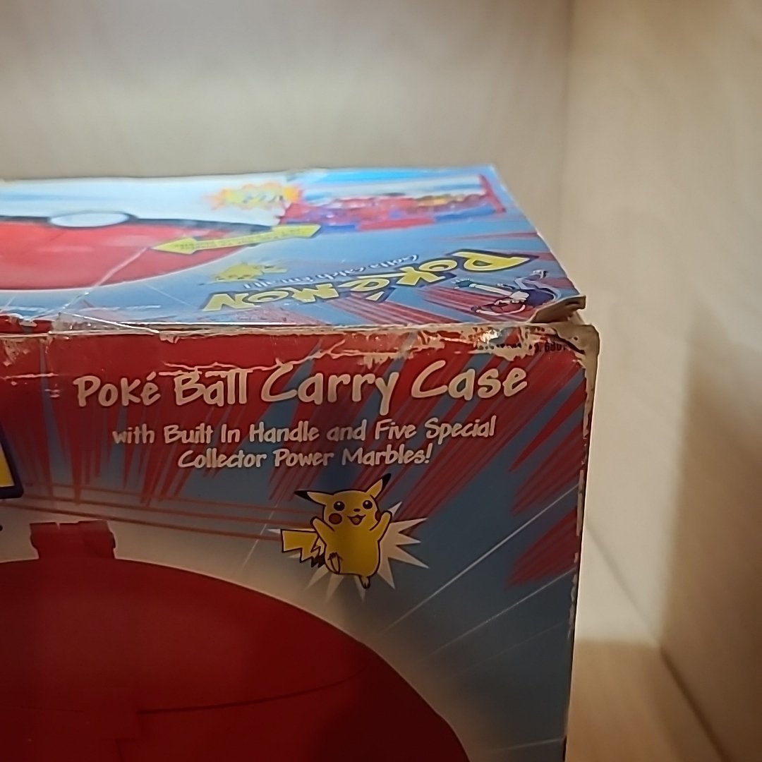 2000 - Toy Biz: Pokemon Pokeball Carrying Case w/25 Marbles - Action Figures & Collectibles - ThrowbackBuys - Kisara358