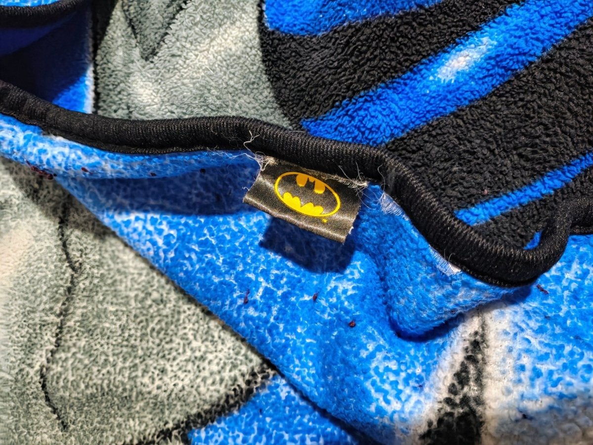 2000s Batman Blanket - Blankets - ThrowbackBuys - Shiznit