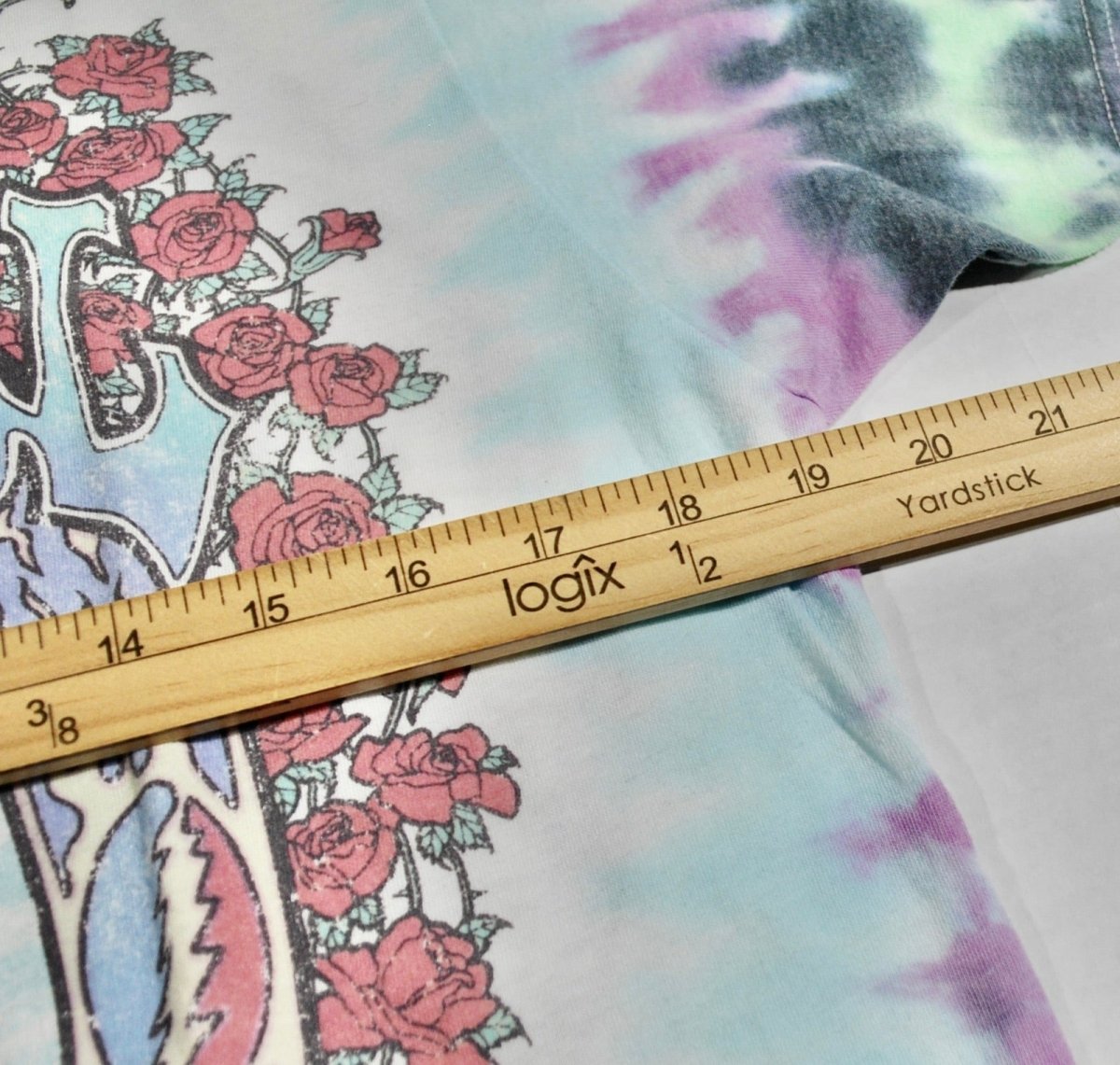 2000s - Grateful Dead: Liquid Blue T-Shirt - Unisex Medium - T-Shirts - ThrowbackBuys -Yesterday's Attic