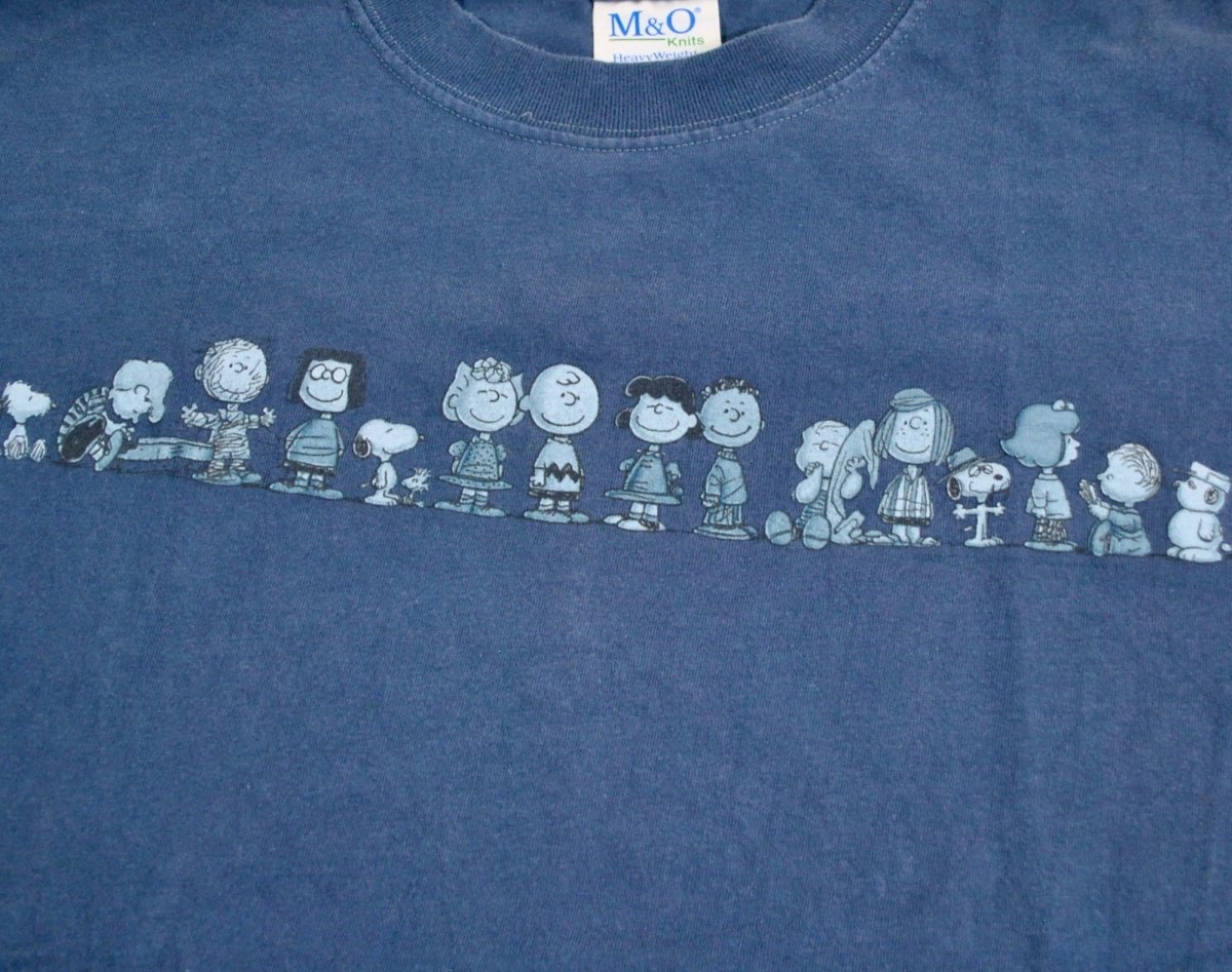 2000s - Peanuts: Charlie Brown T-Shirt - Medium - T-Shirts - ThrowbackBuys -Yesterday's Attic