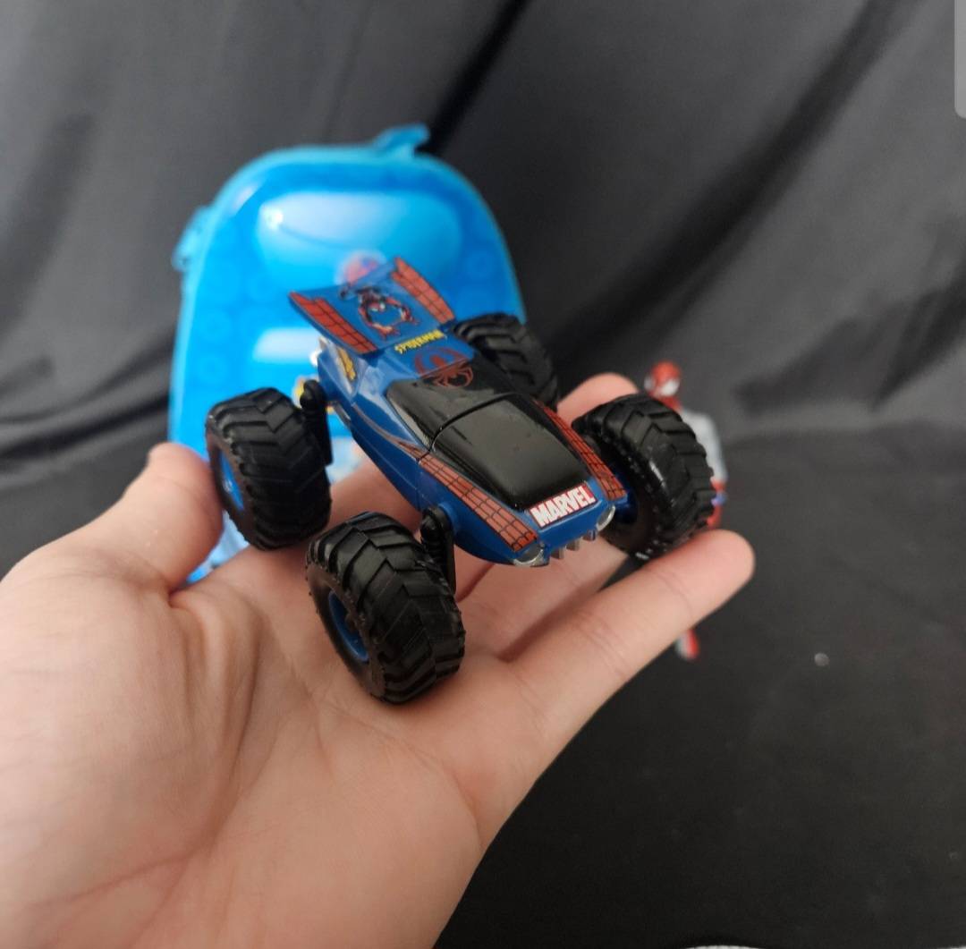 2000's Spider Man Toy Lot & Tin Backpack - Collectible Toys - ThrowbackBuys - Cloy's Creativity