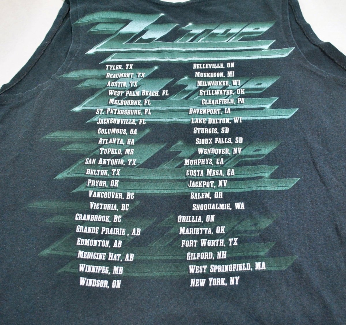 2000s - ZZ Top: Unisex Tank Shirt - L - Tank Tops - ThrowbackBuys -Yesterday's Attic