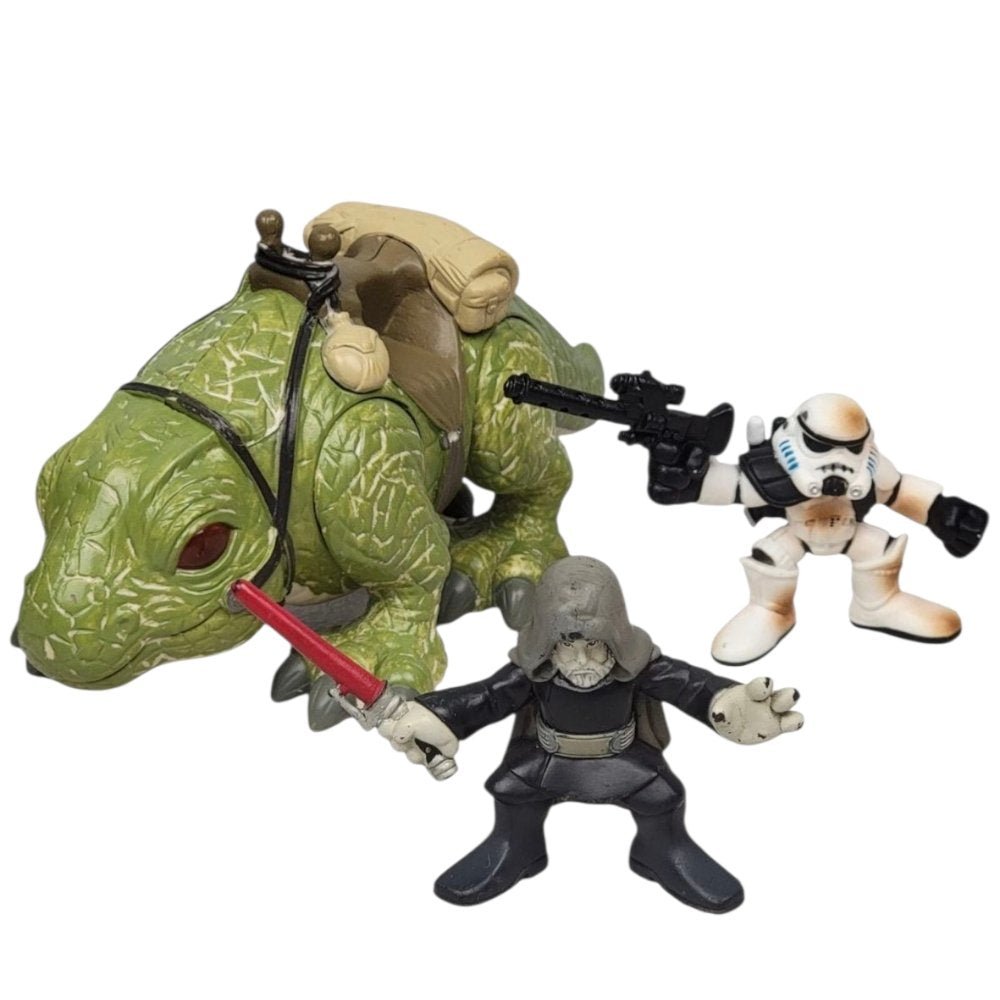 2001 – Hasbro: Star Wars Millennium Falcon Playset with Galactic Heroes Figures - Action Figures & Collectibles - ThrowbackBuys - A N E 1 Stop Shop