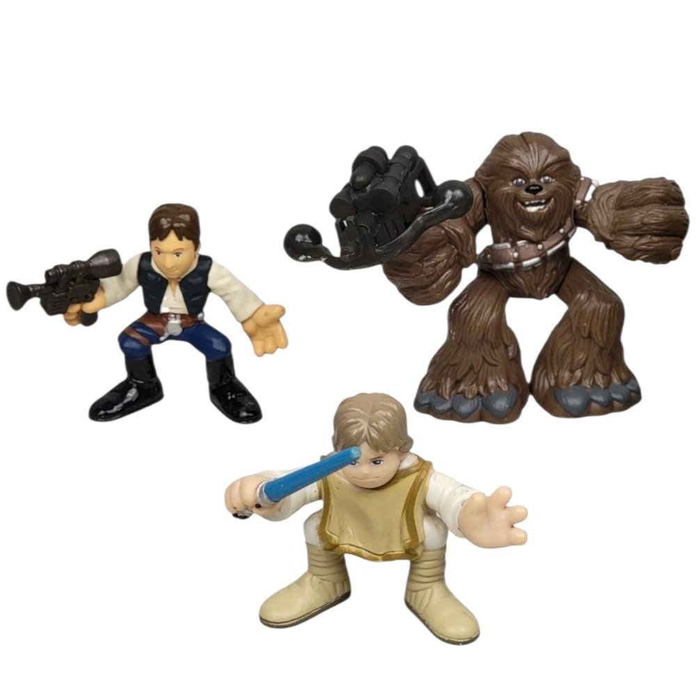 2001 – Hasbro: Star Wars Millennium Falcon Playset with Galactic Heroes Figures - Action Figures & Collectibles - ThrowbackBuys - A N E 1 Stop Shop