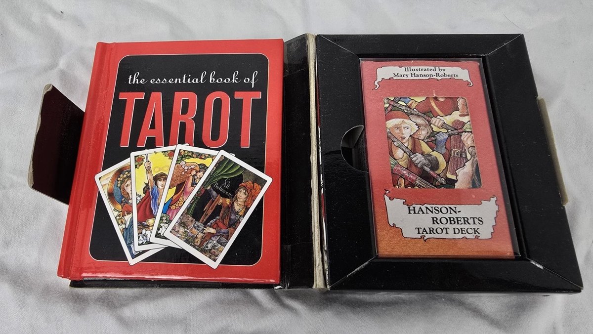2002 - Peter Pauper Press Tarot to Go Tarot Cards (88 - 0295 - 1) - Complete, Vintage - Trading Cards - ThrowbackBuys - ResellerDoor