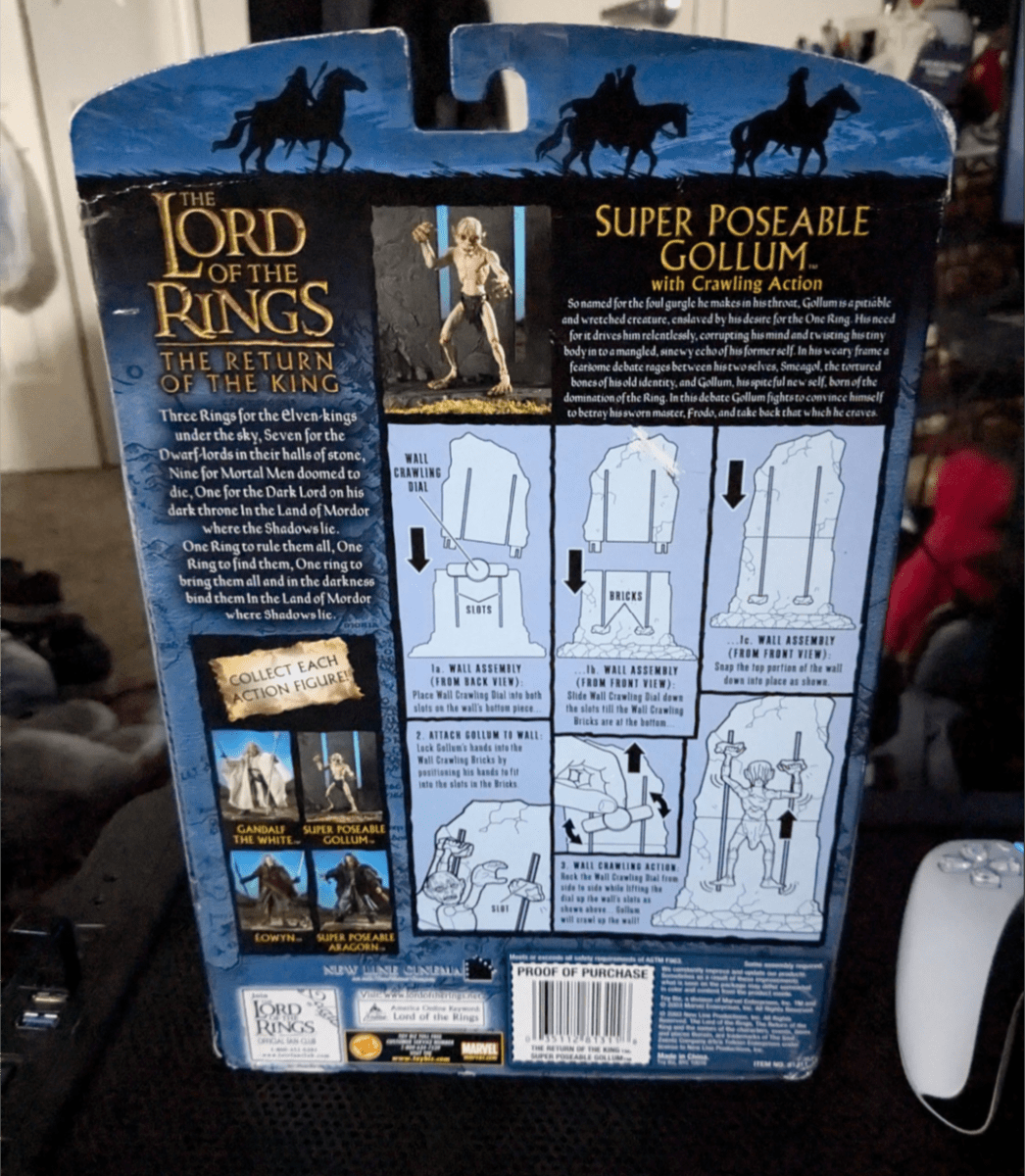 2003 NIB Lord of the Rings Return of the King Super Poseable Gollum Crawler Toy - Action Figures & Collectibles - ThrowbackBuys - Furby Queen