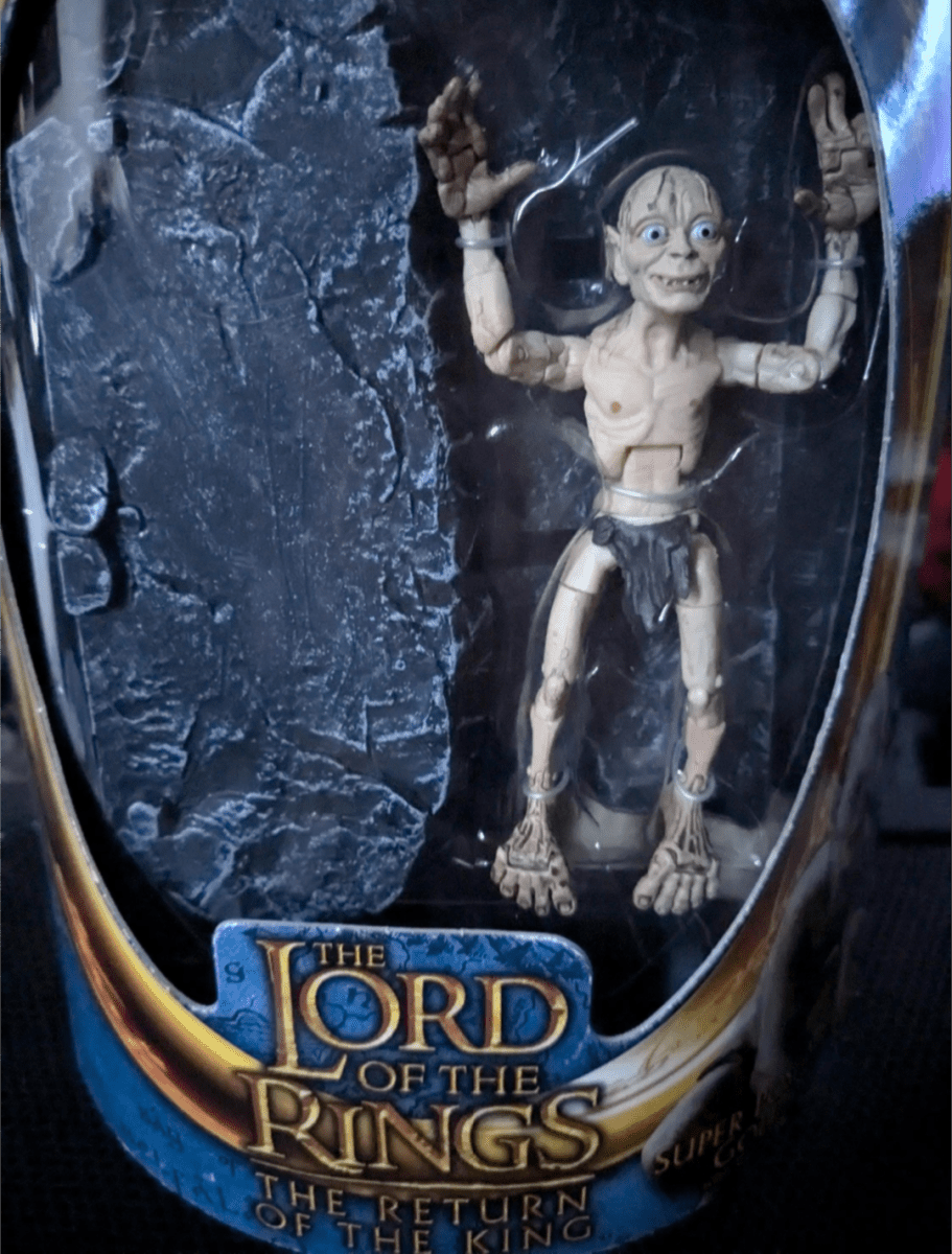 2003 NIB Lord of the Rings Return of the King Super Poseable Gollum Crawler Toy - Action Figures & Collectibles - ThrowbackBuys - Furby Queen