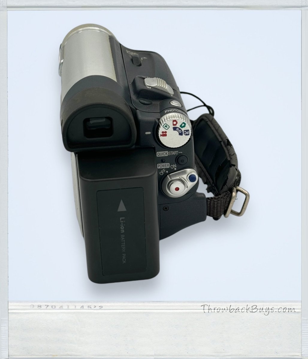 2004 - Panasonic PV - GS15 Digital Video Camcorder - Camcorders - ThrowbackBuys - ThrowbackBuys