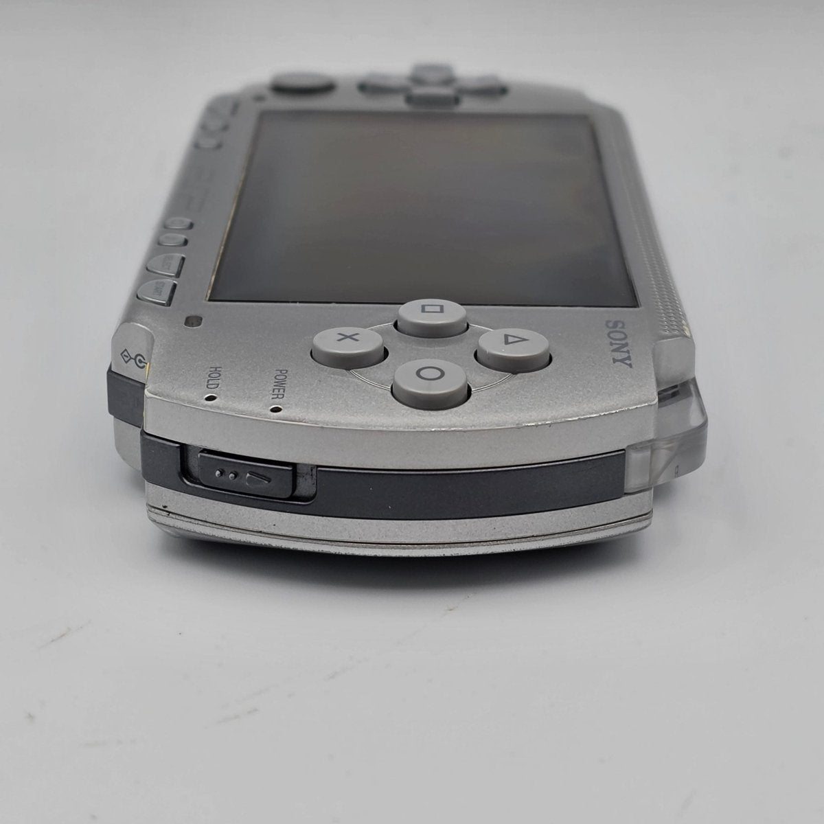 2004 - Sony PSP 1000 Silver Handheld Region Free PlayStation Portable - Video Games - ThrowbackBuys -Pinnaclecollectibles