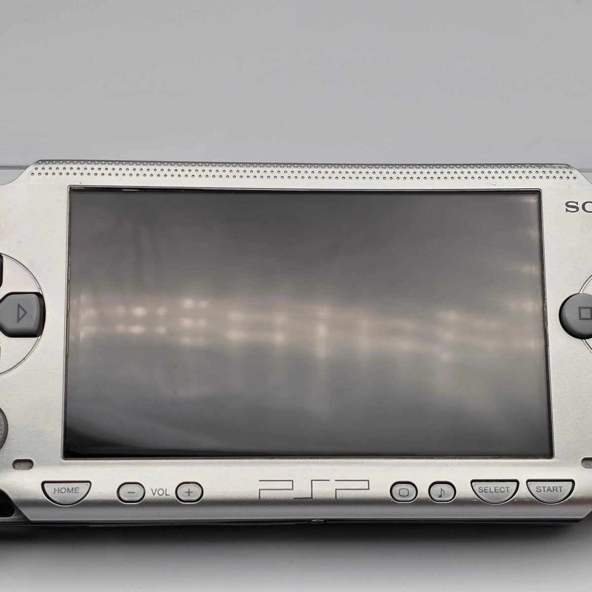 2004 - Sony PSP 1000 Silver Handheld Region Free PlayStation Portable - Video Games - ThrowbackBuys -Pinnaclecollectibles
