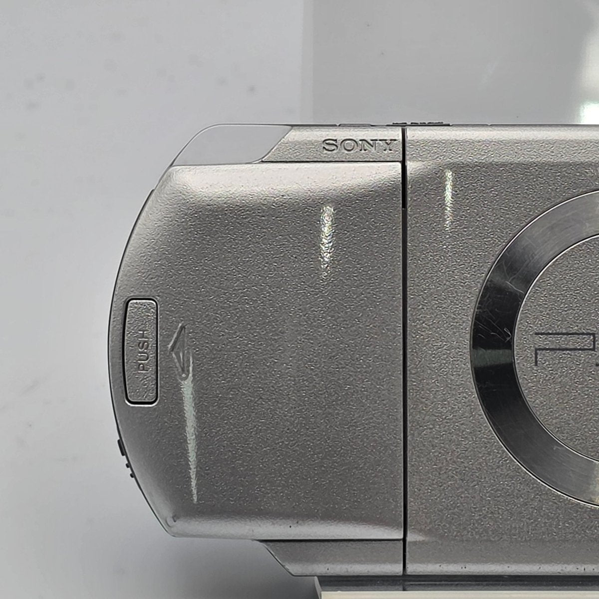 2004 - Sony PSP 1000 Silver Handheld Region Free PlayStation Portable - Video Games - ThrowbackBuys -Pinnaclecollectibles