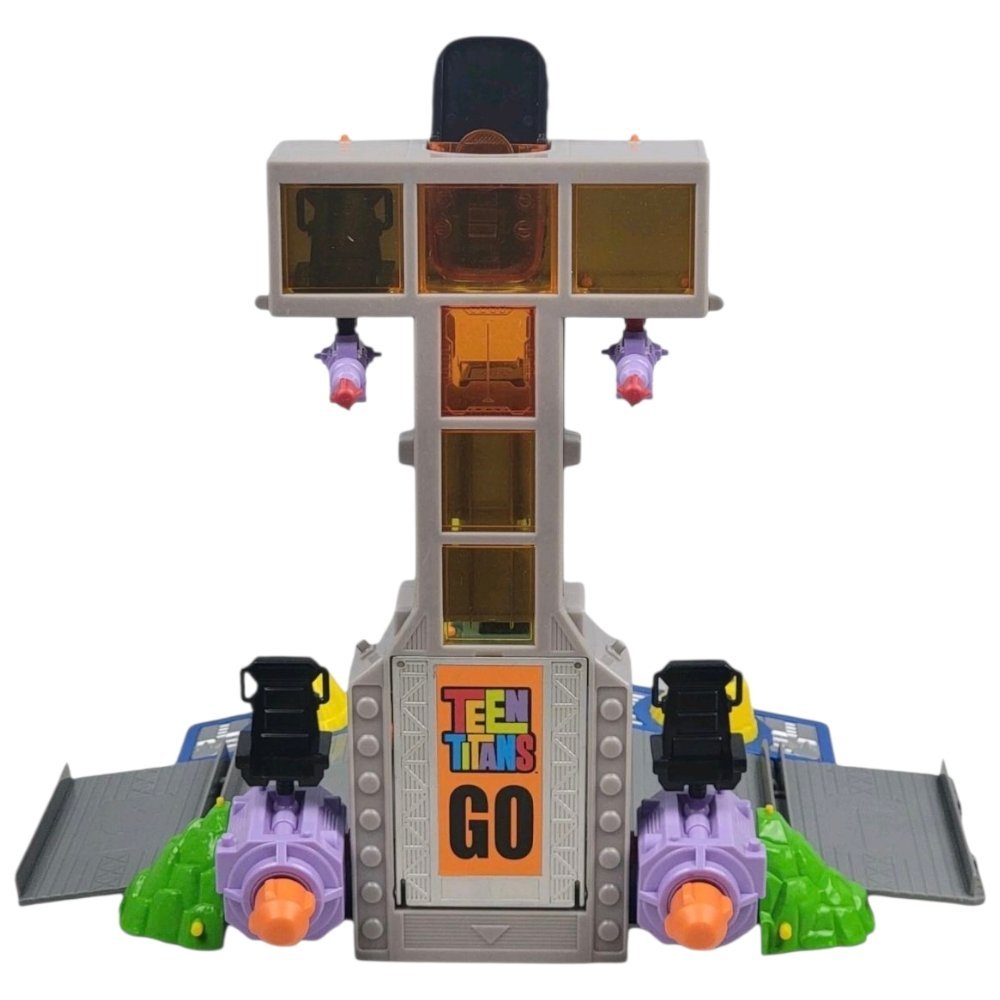 2004 - Teen Titans Go Titans Launch Tower - Bandai - Action Figures & Collectibles - ThrowbackBuys - A N E 1 Stop Shop