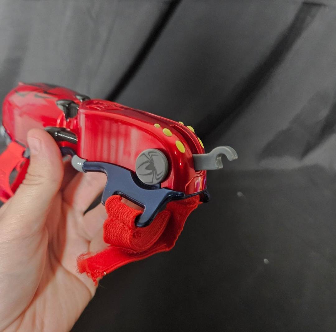 2006 Hasbro Marvel Spider Man Electronic Web Blaster/Shooter - Collectible Toys - ThrowbackBuys - Cloy's Creativity