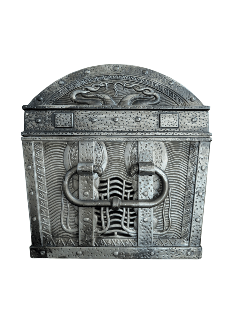 2006 Pirates of the Caribbean: Dead Man's Chest Pirate's CD Boombox - Home Audio Systems - ThrowbackBuys - Shiznit