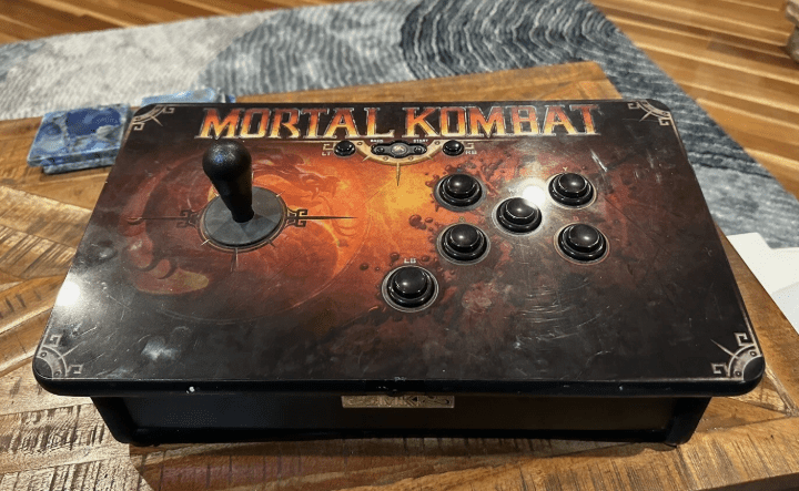 2011 - Mortal Kombat Tournament Edition Arcade Fight Stick, Xbox 360 - RARE - Video Game Accessories - ThrowbackBuys - Northwesttraders