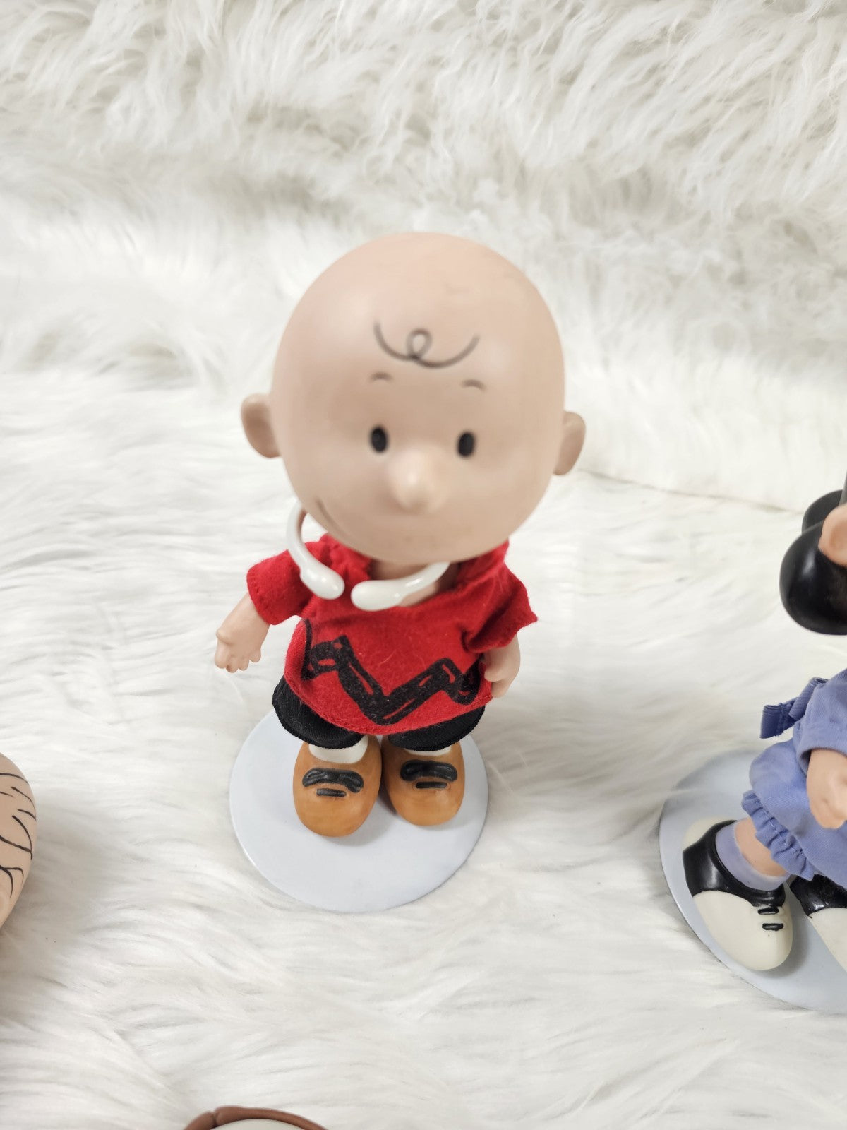 2000 - Bundle: 5 Hallmark Peanuts Gallery Limited Edition Snoopy Porcelain Figures