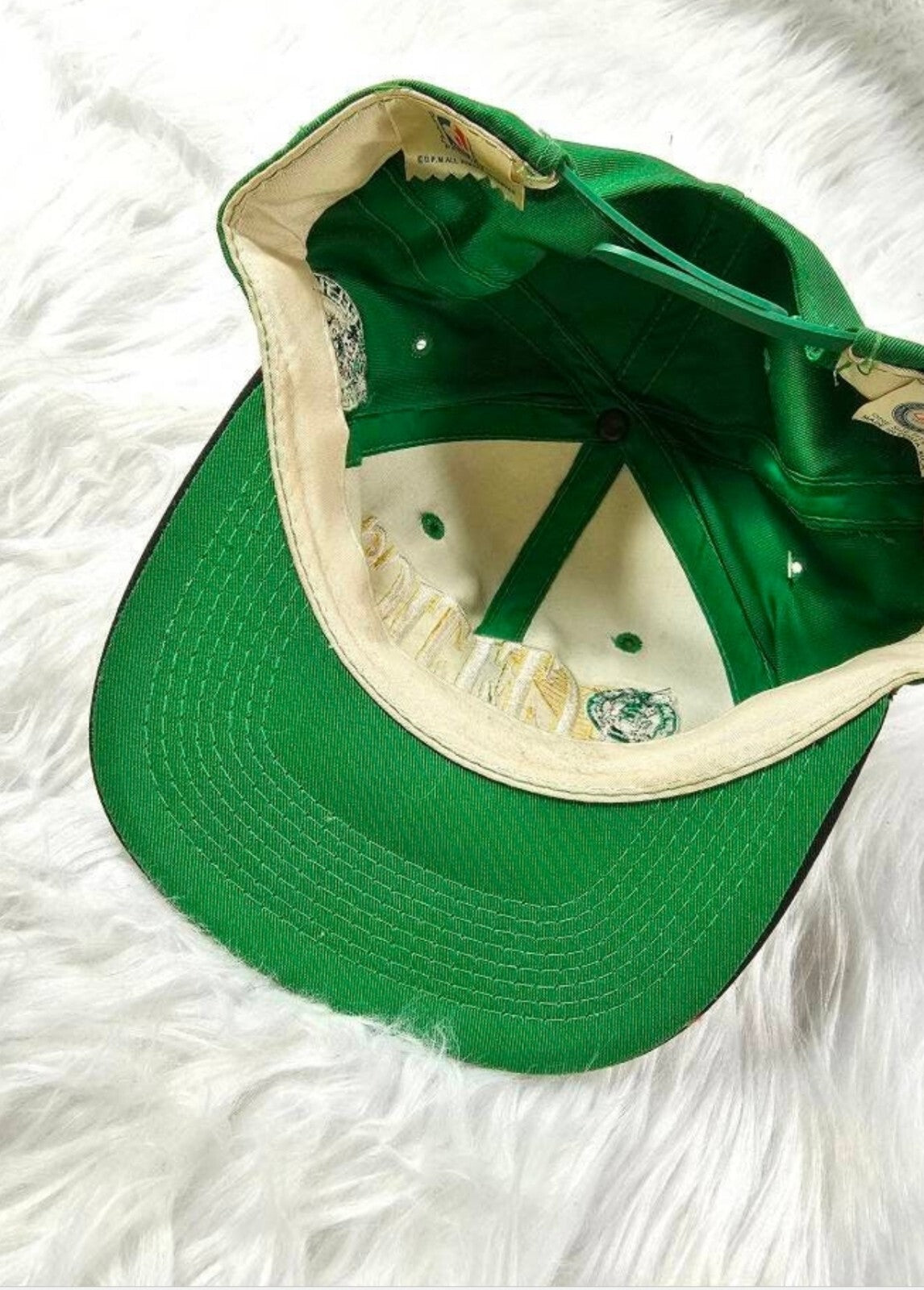 NWT Vintage 90s Boston Celtics Youngan Triangle Logo Snapback Hat Cap NBA - New