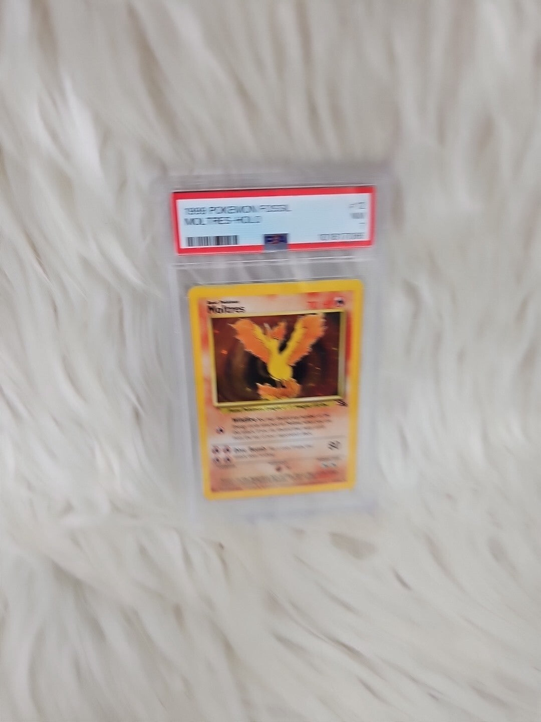 1999 - Pokemon Fossil - #12 Moltres Holo - PSA 7 Graded Trading Card