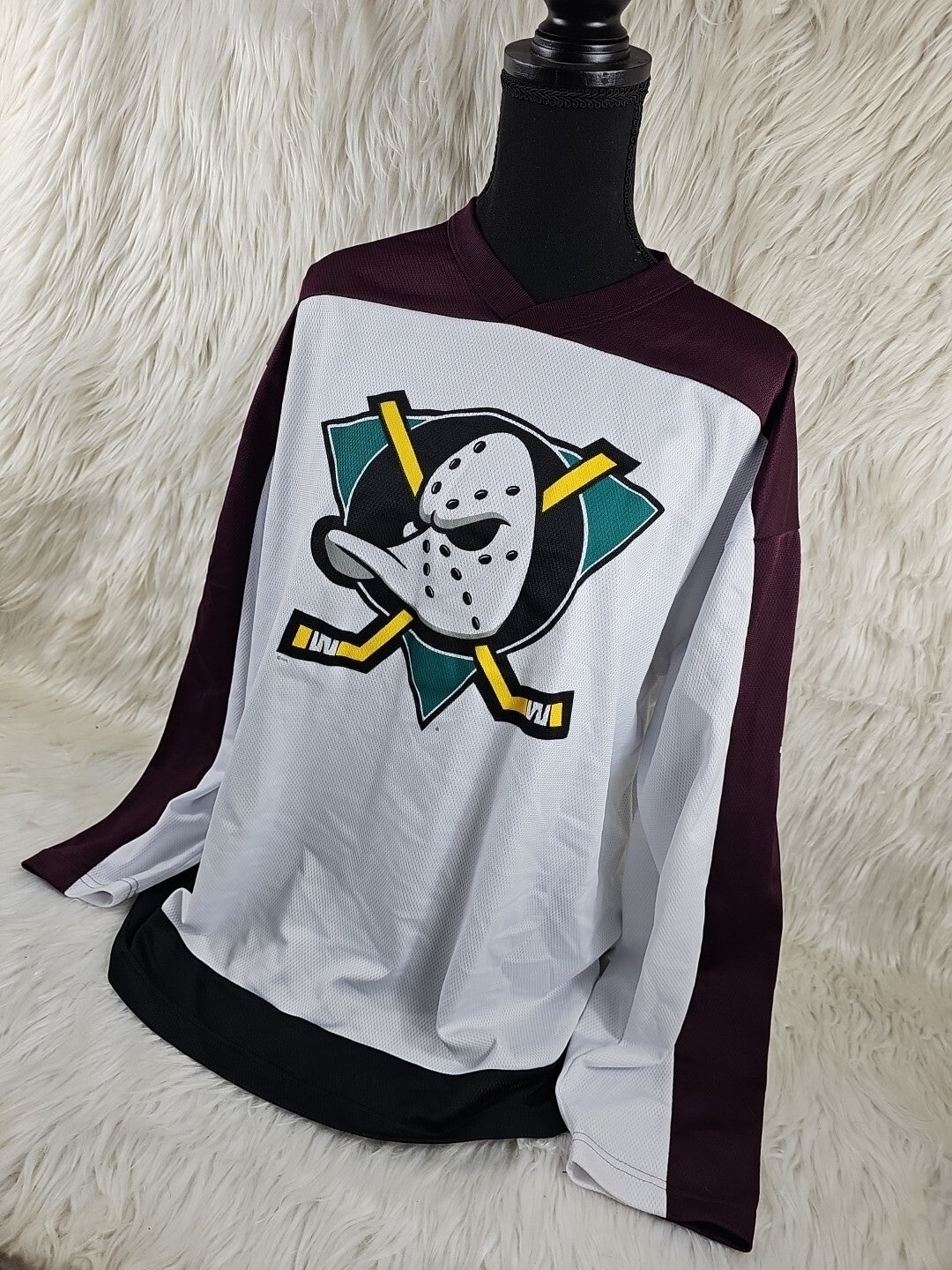 Vintage - Off the Bench NHL Anaheim Mighty Ducks Hockey Jersey size L - RARE