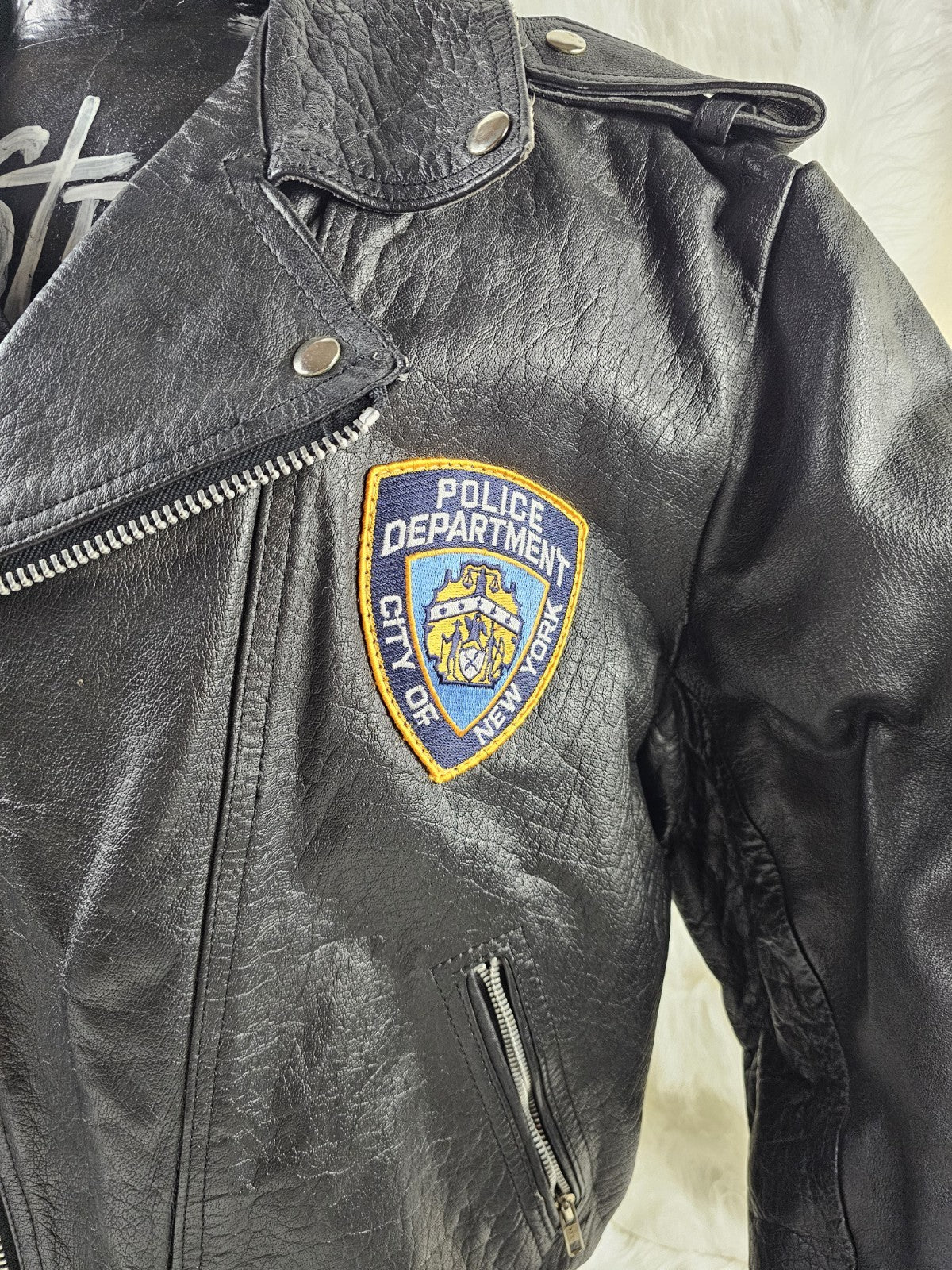 Rare Vintage Gadabout Men's Black Leather Motorcycle/Biker Jacket Size 52 NYPD