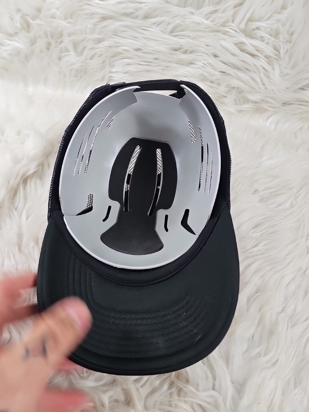 Y2K Vintage Black Quiksilver Pigeon Chicken Trucker Adjustable Hat