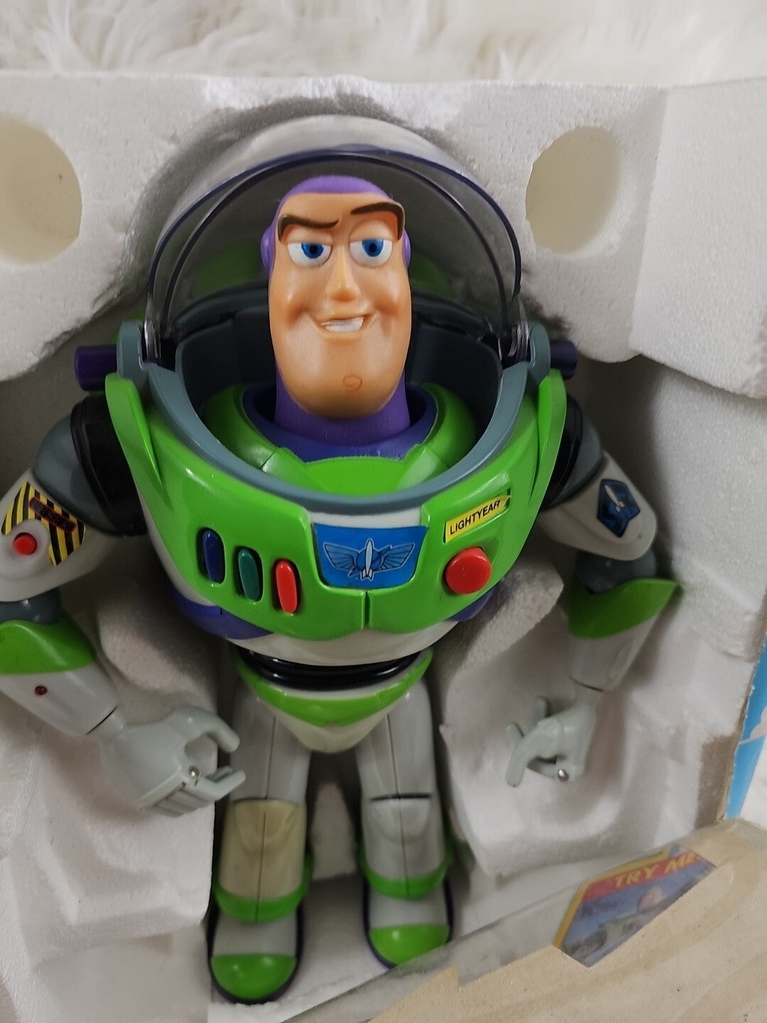 1995 - Toy Story Buzz Lightyear Ultimate Talking Figure And Modern Woody