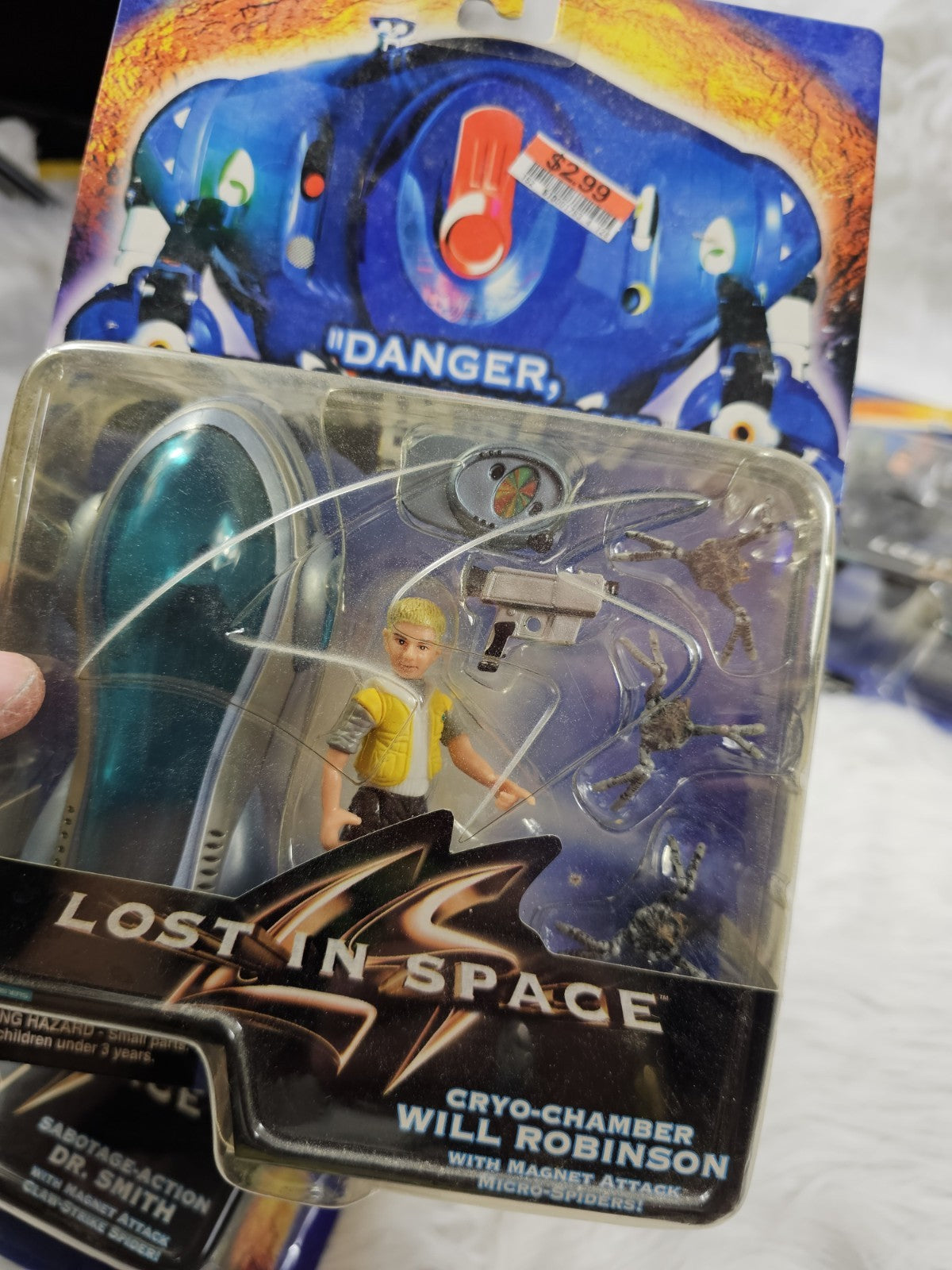 Vintage - 4 LOST IN SPACE SABOTAGE ACTION Figures NIB