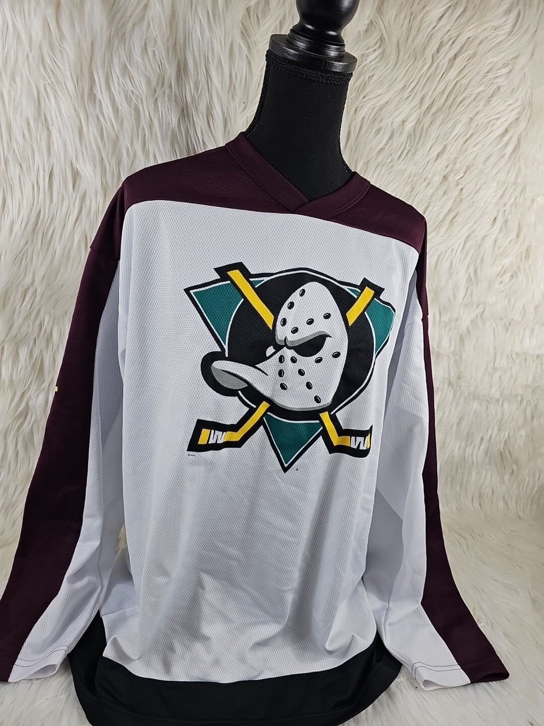 Vintage - Off the Bench NHL Anaheim Mighty Ducks Hockey Jersey size L - RARE