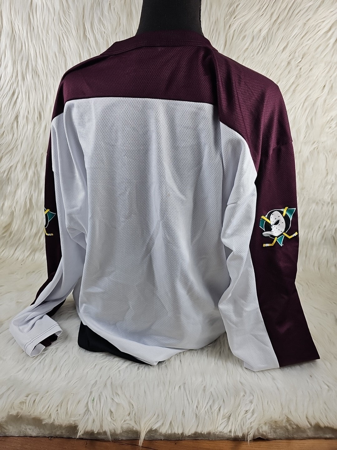 Vintage - Off the Bench NHL Anaheim Mighty Ducks Hockey Jersey size L - RARE