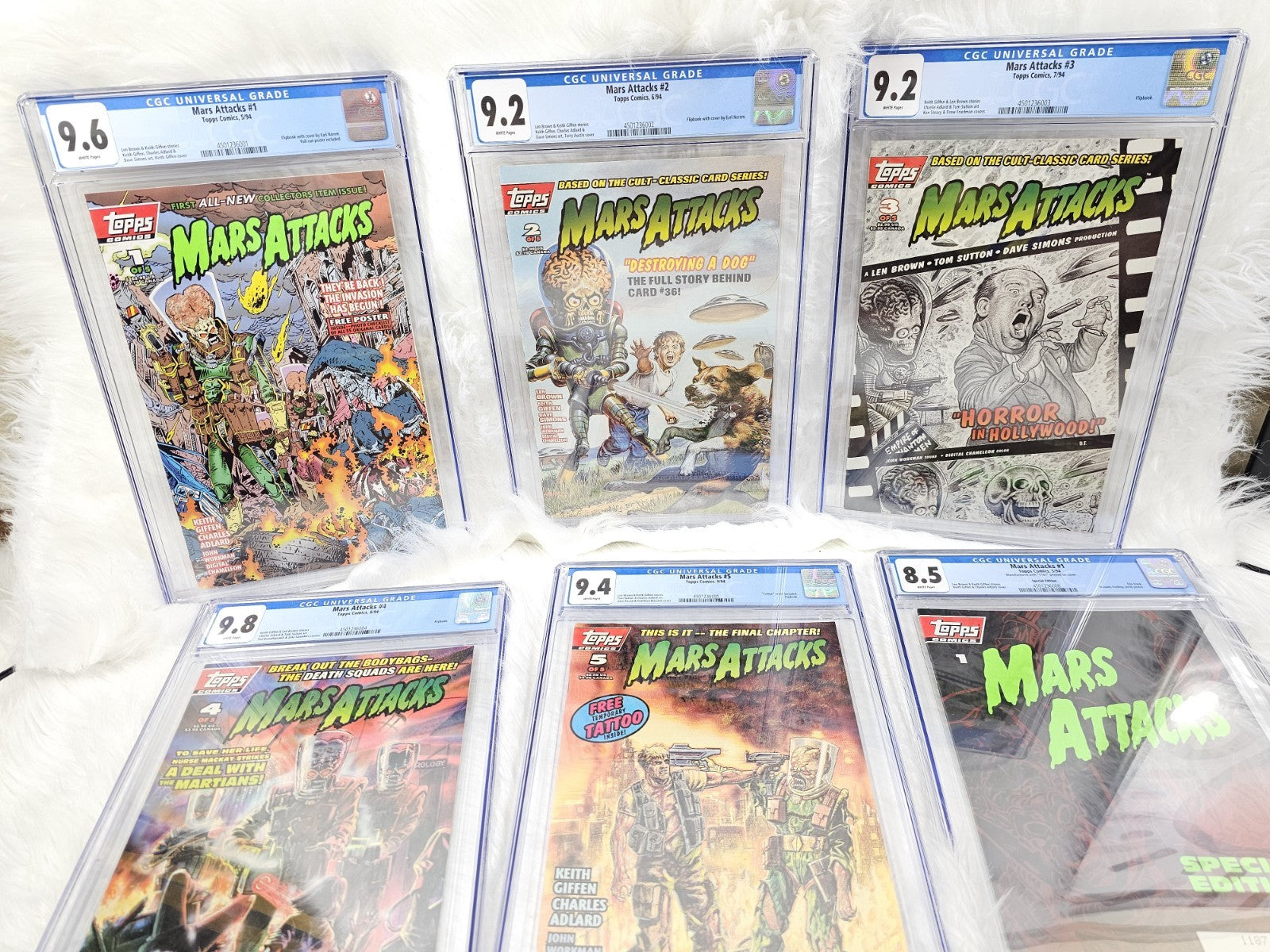 Vintage - 6 Mint Mars Attacks 1-5 CGC Comic Book + Special Edition